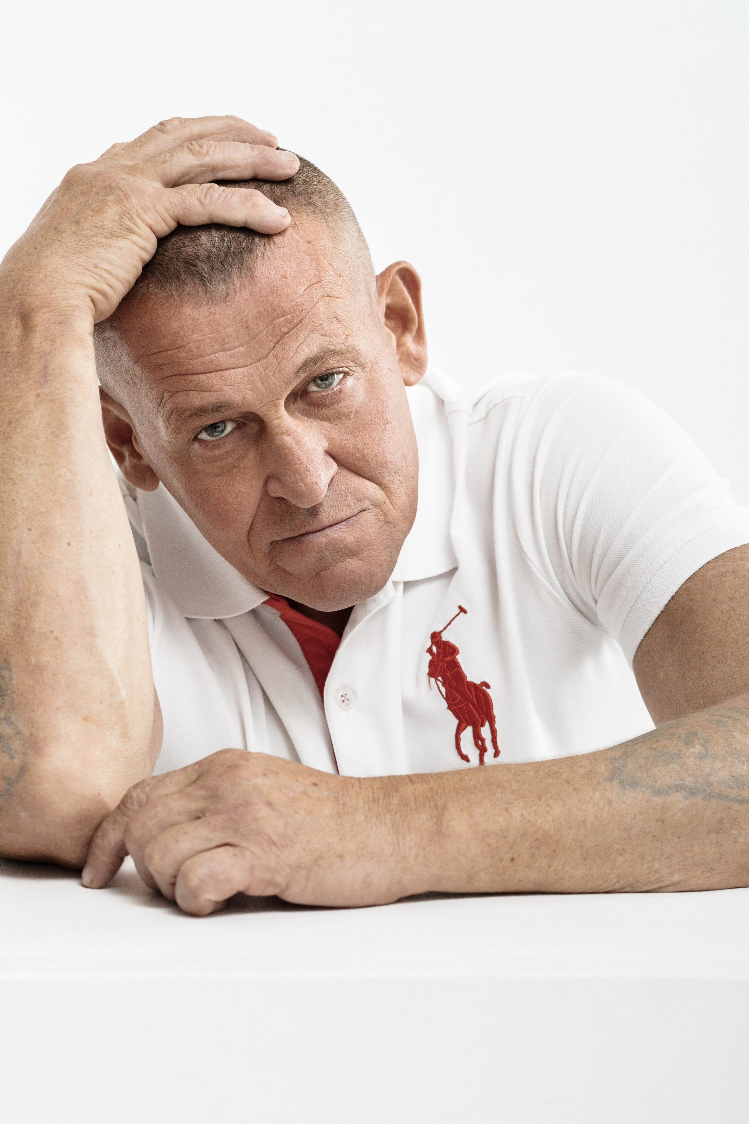 Мужской портрет в городе Ростове-на-Дону