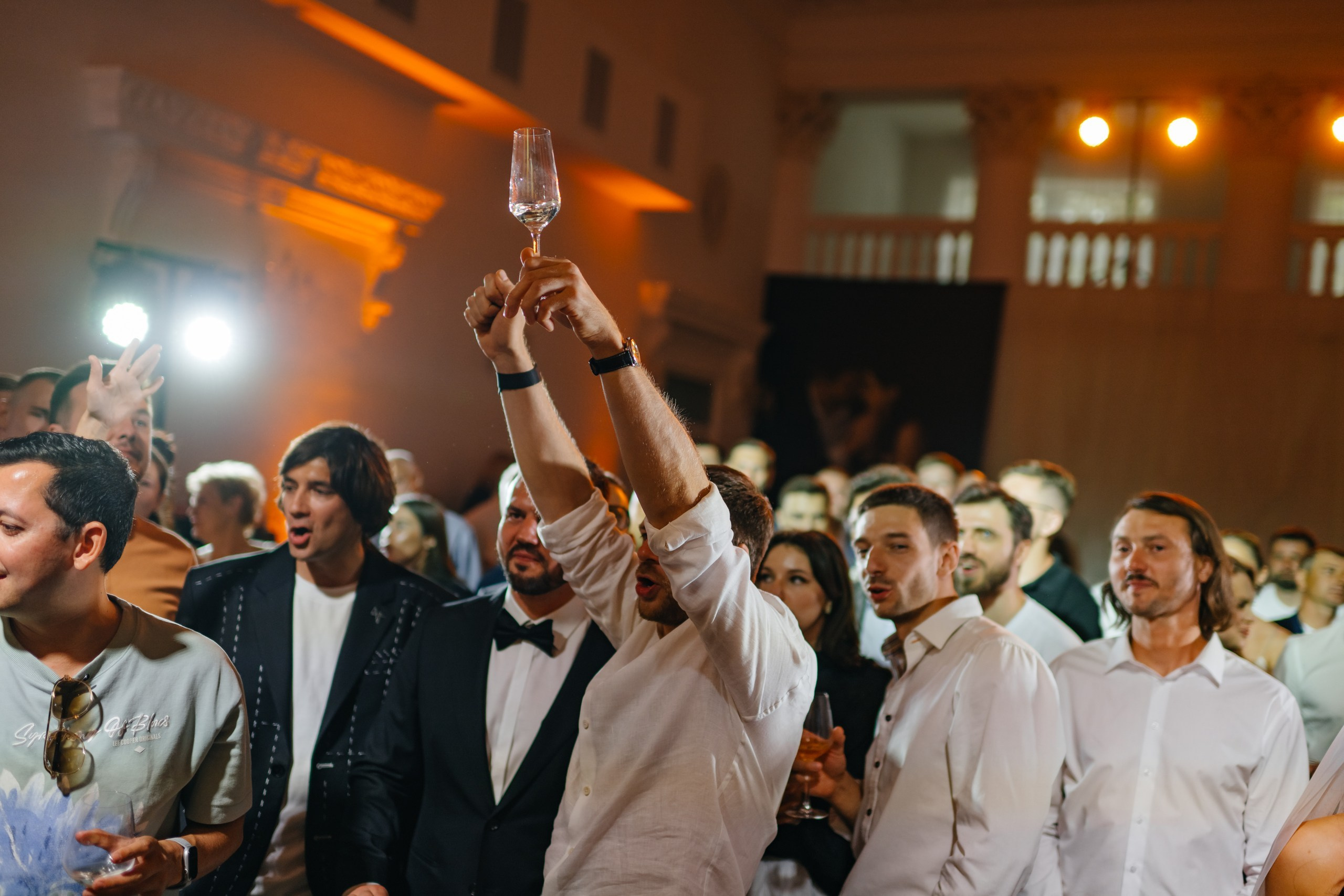 Фотограф на свадьбу Минск Москва Санкт-Петербург Свадебный фотограф Фотограф на свадьбу Репортажный фотограф Love Story Свадебная прогулка. Свадебный фотограф — Крюков Константин