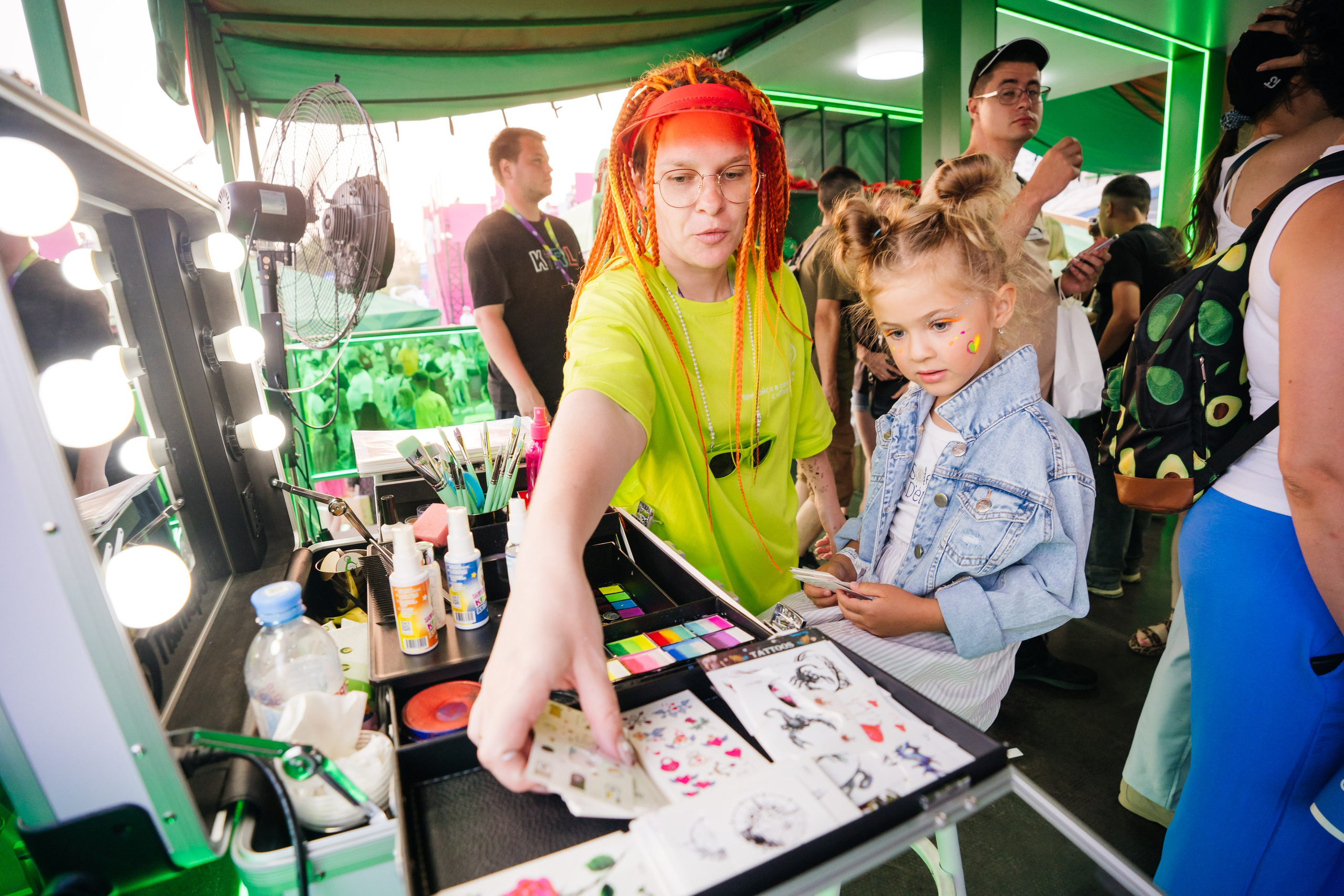 Пятерочка на VK фесте. Видеограф и Фотограф в Челябинске Ксения и Владимир Рюмины