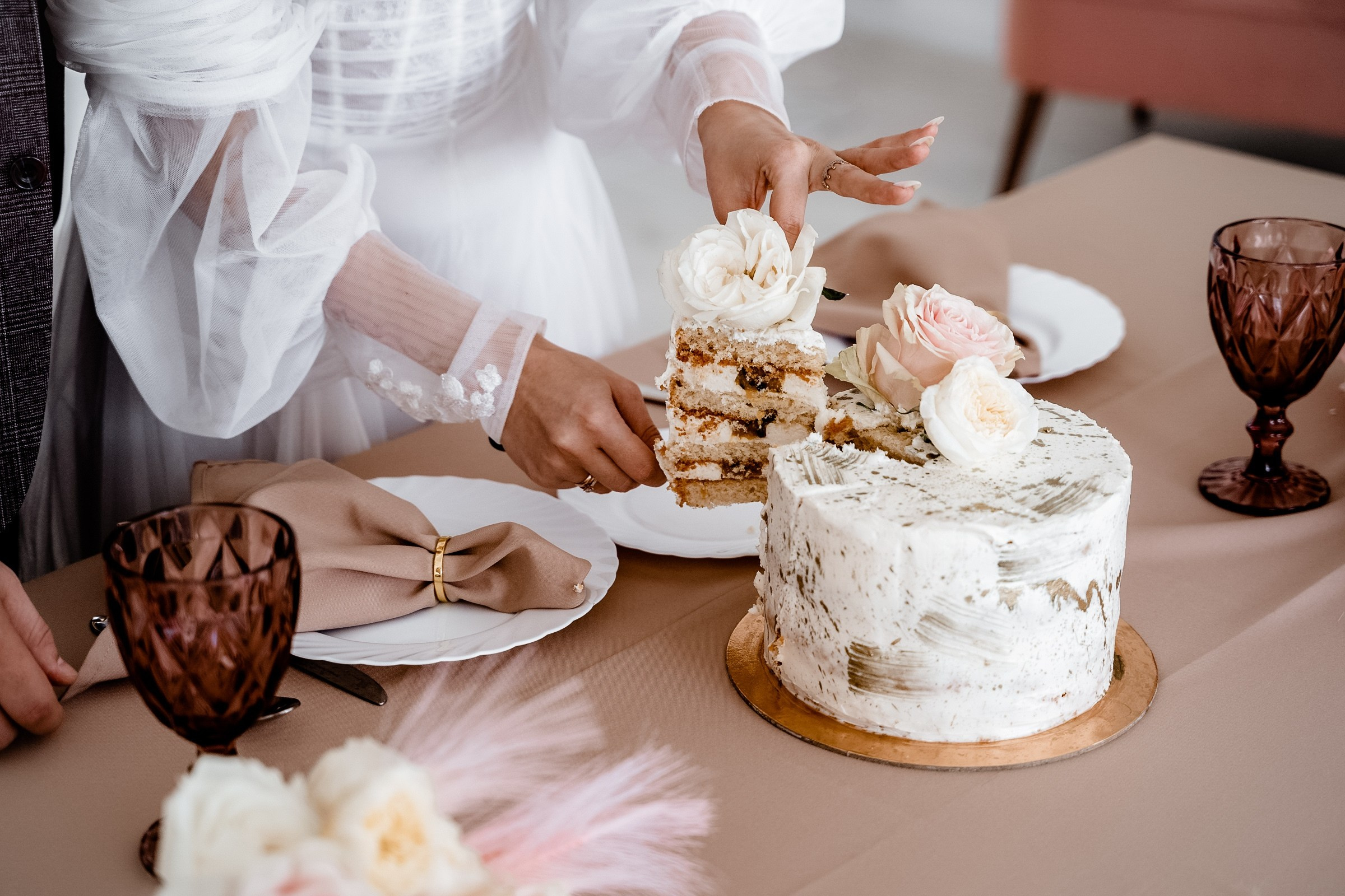 Свадебная фотосессия в студии. Фотограф Екатерина в городе Новороссийск