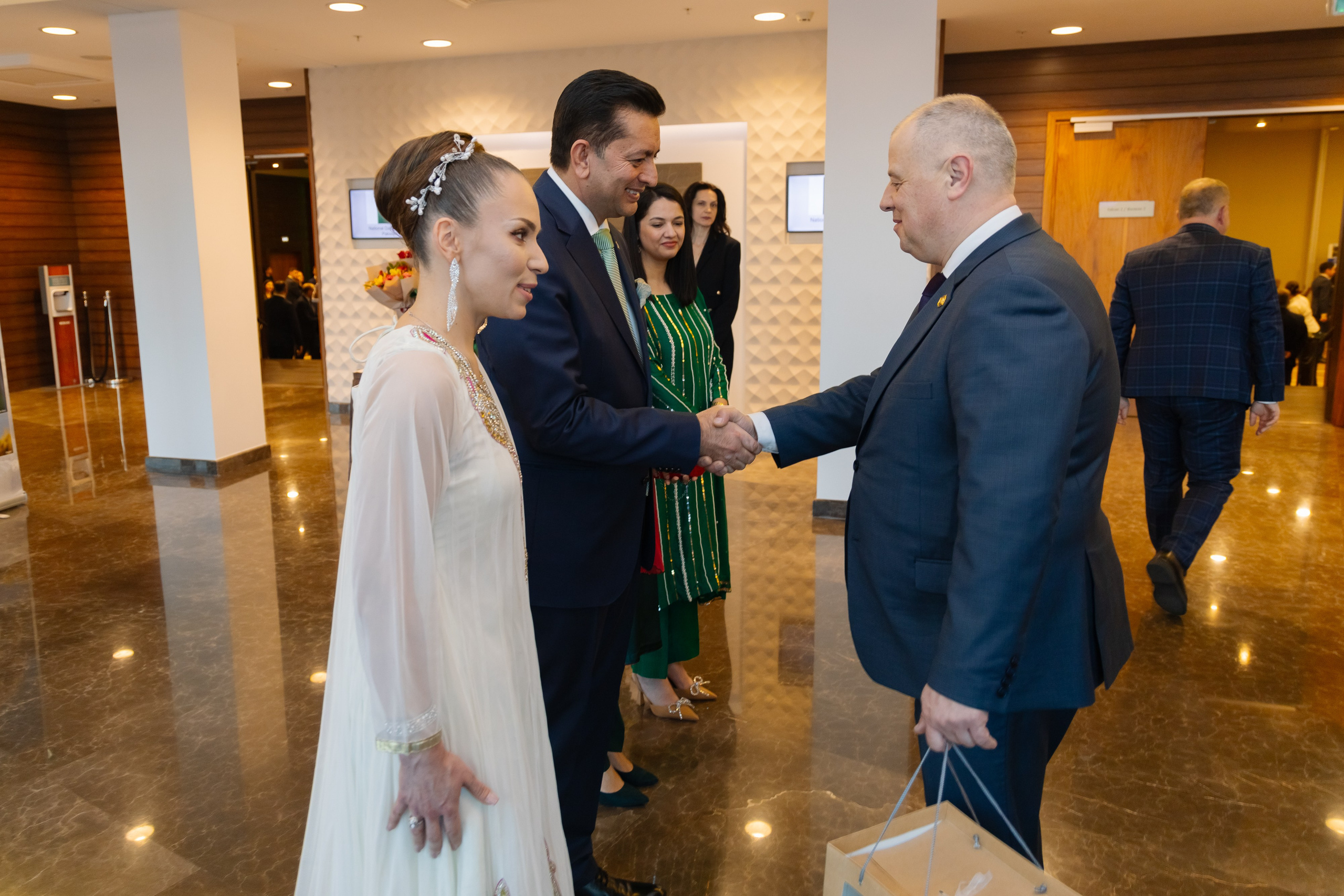 Фотосъемка делегации Пакистана в Беларуси в отеле Марриотт. Свадебный фотограф в Минске/Беларуси Сергей Спиридонов
