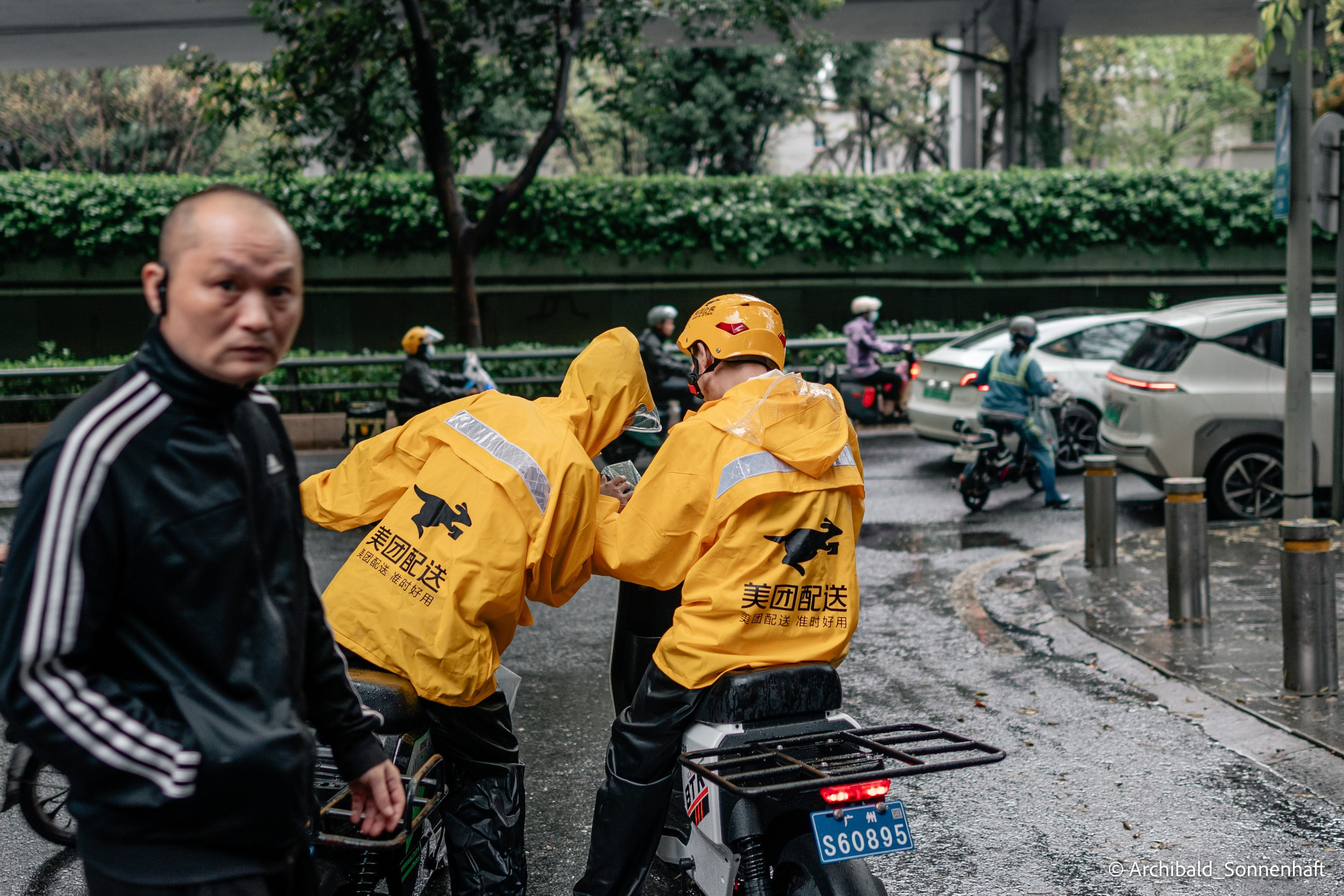 Week trip to GZ. Photographer in Guangzhou, China. Archibald Sonnenhaft