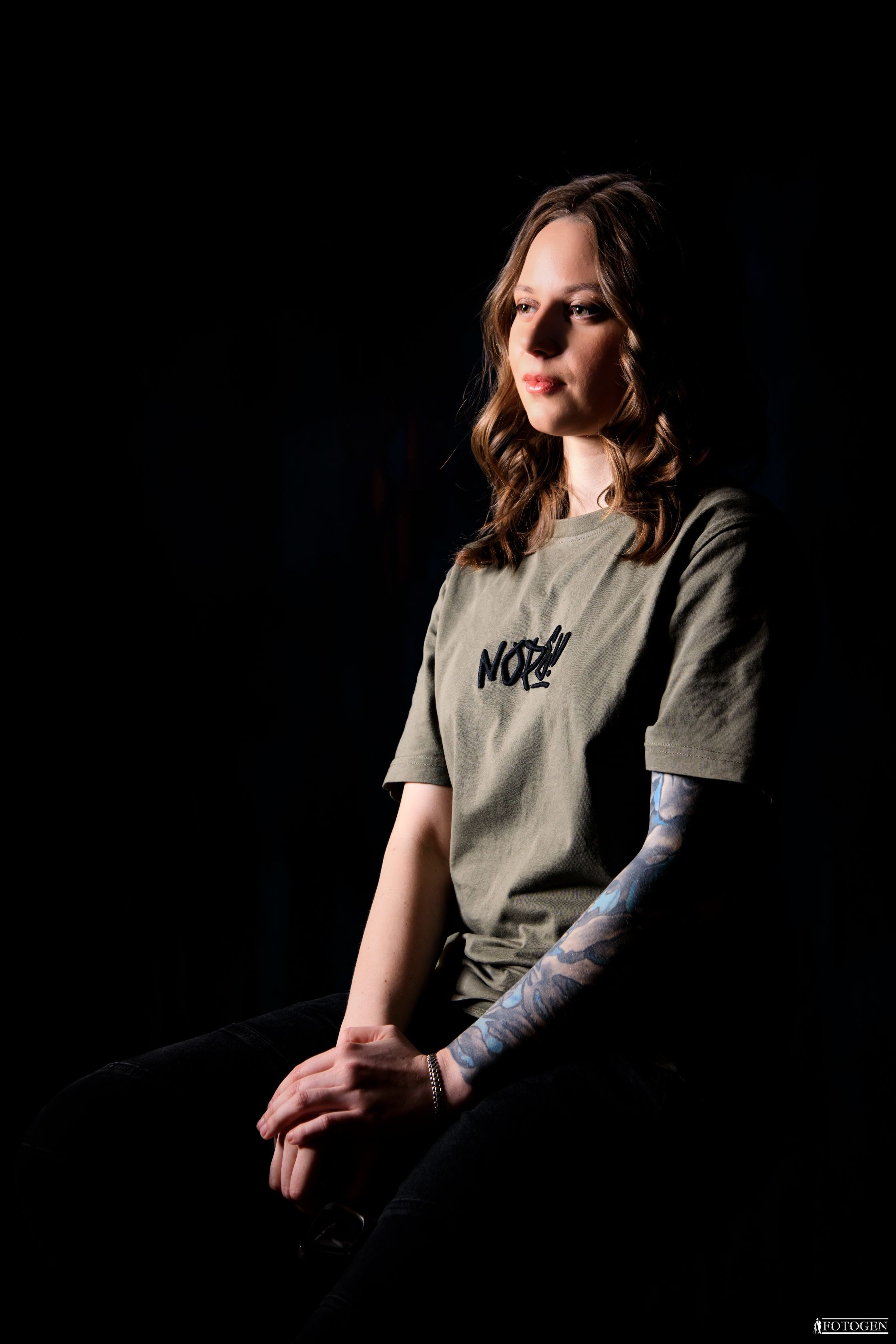 Гармония зрелости: Фотосессии для уверенных в Fotogen. Интерьерная фотостудия FOTOGEN г. Краснодар