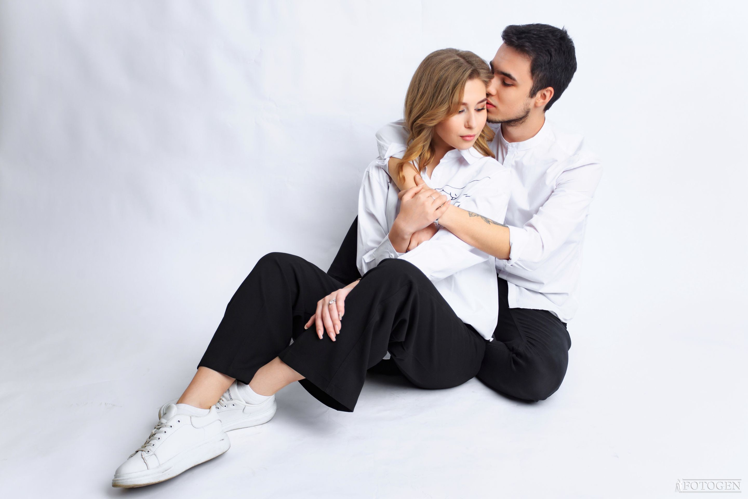 Свадебное Love Story в Фотостудии FOTOGEN Premium-класса | Краснодар - креативные идеи для влюбленных пар