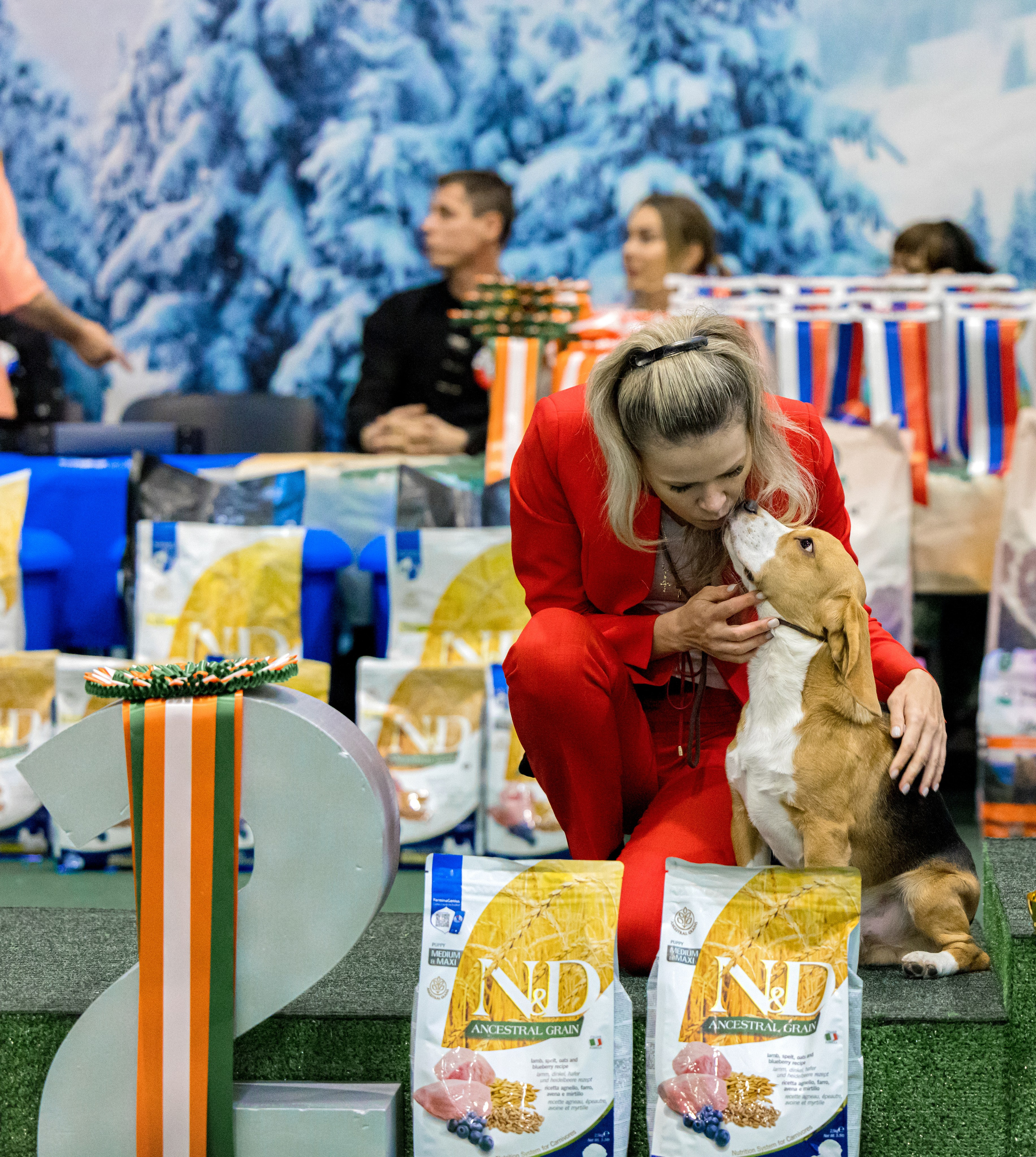 Крокус 3,9 и 10.12.2023. Фотограф-анималист Юлия Германика