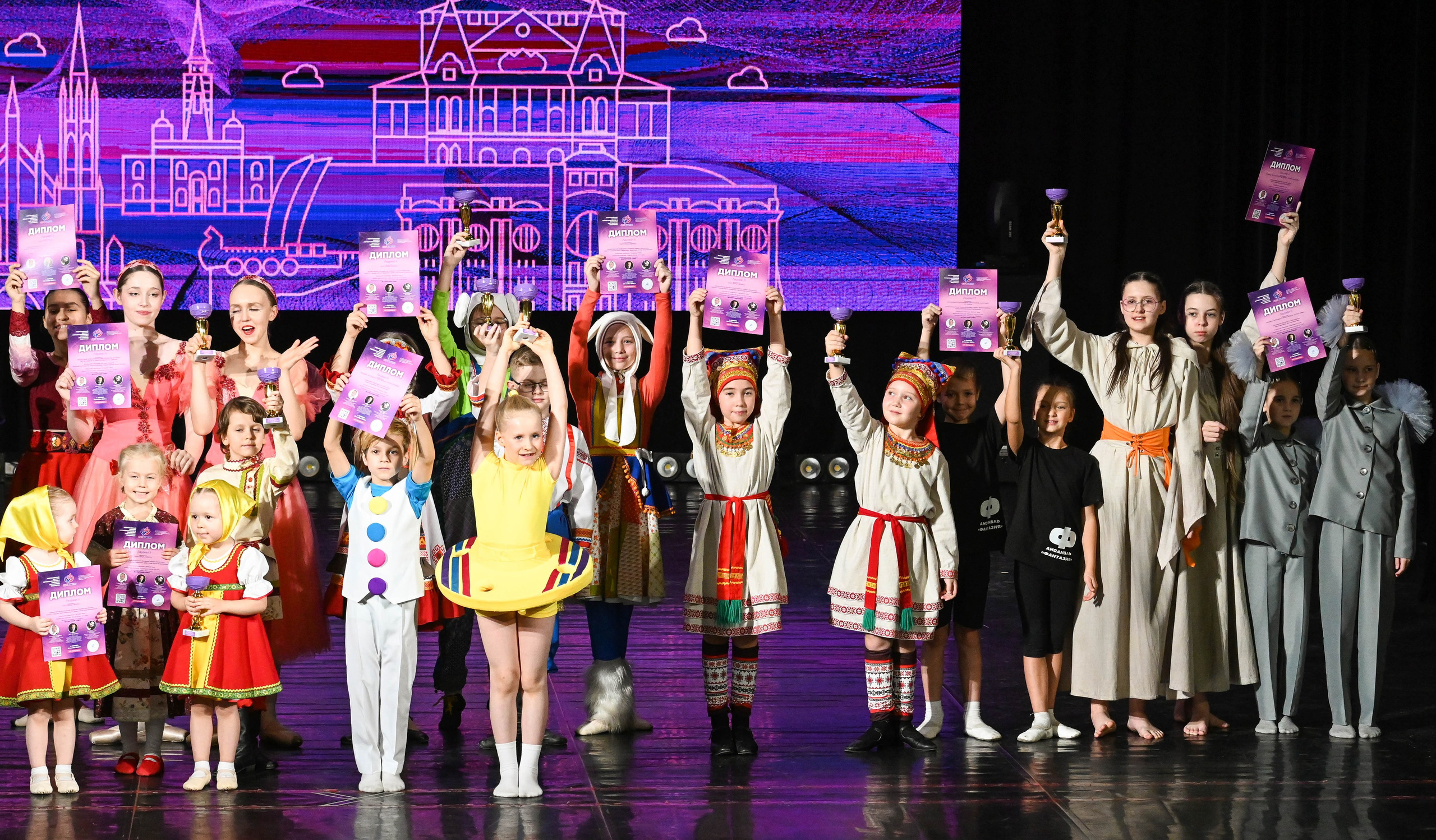 24.11.2024 Фестиваль хореографического искусства «АРТ-КОМПАС. Поволжье» г. Самара. Медиастудия Фото Концепт