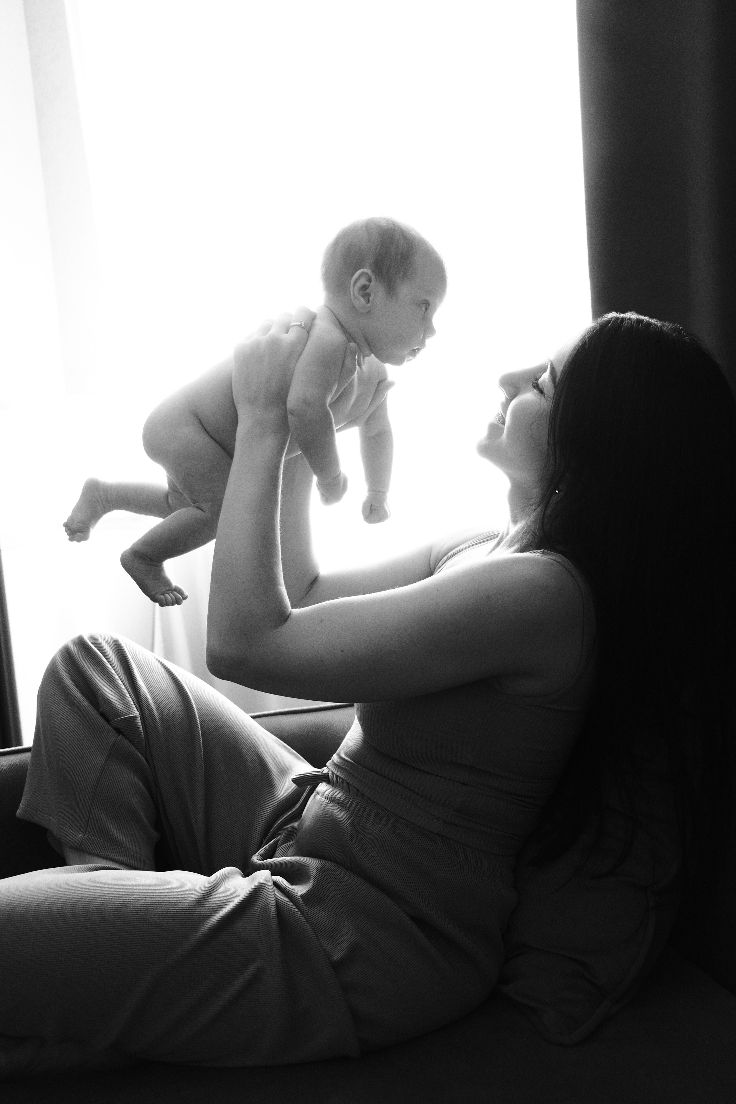 Маша с дочерьми. Фотограф Наташа Лисица