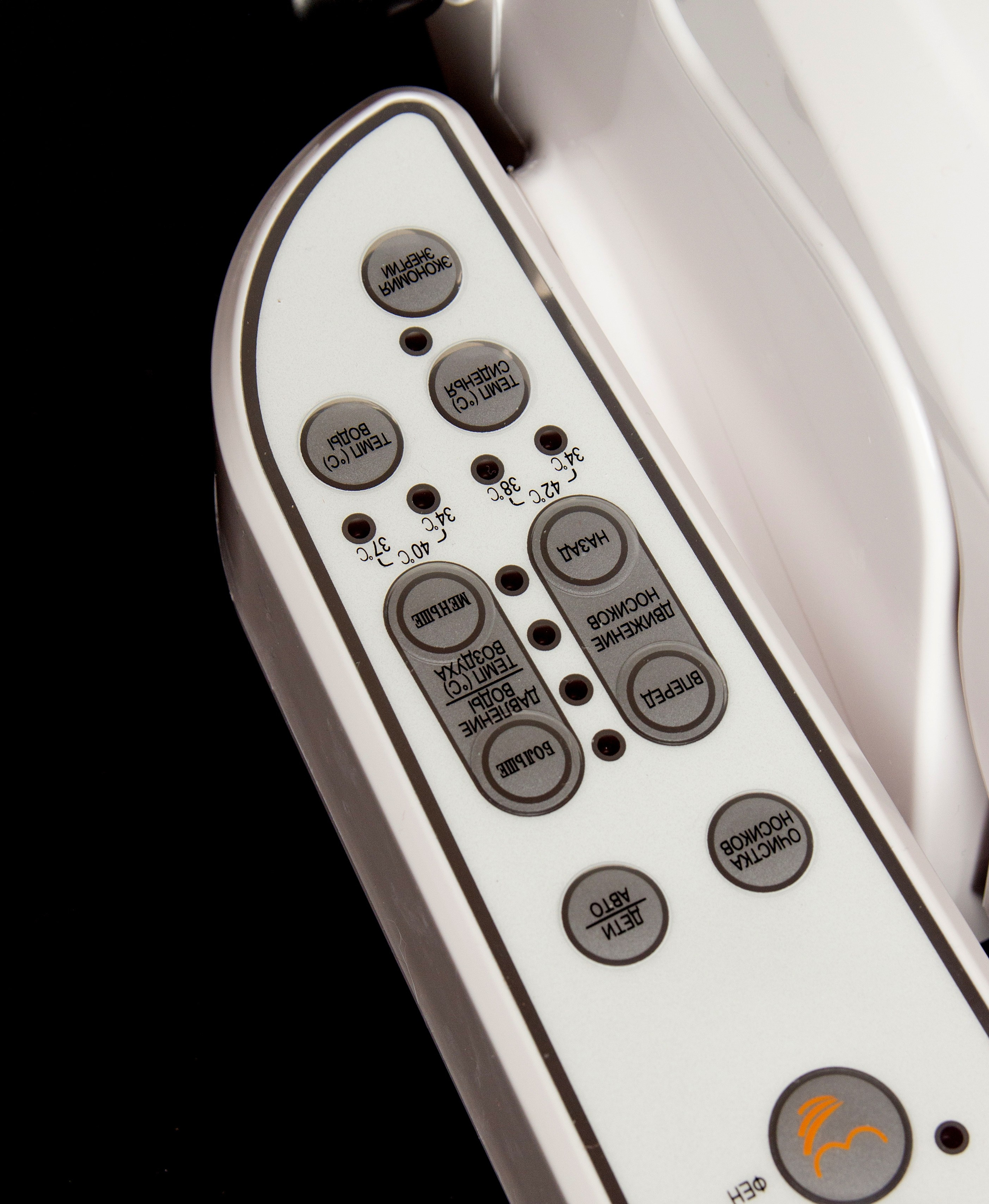 Биде на чёрном. Александр Стряпунин — предметный фотограф в Улан-Удэ