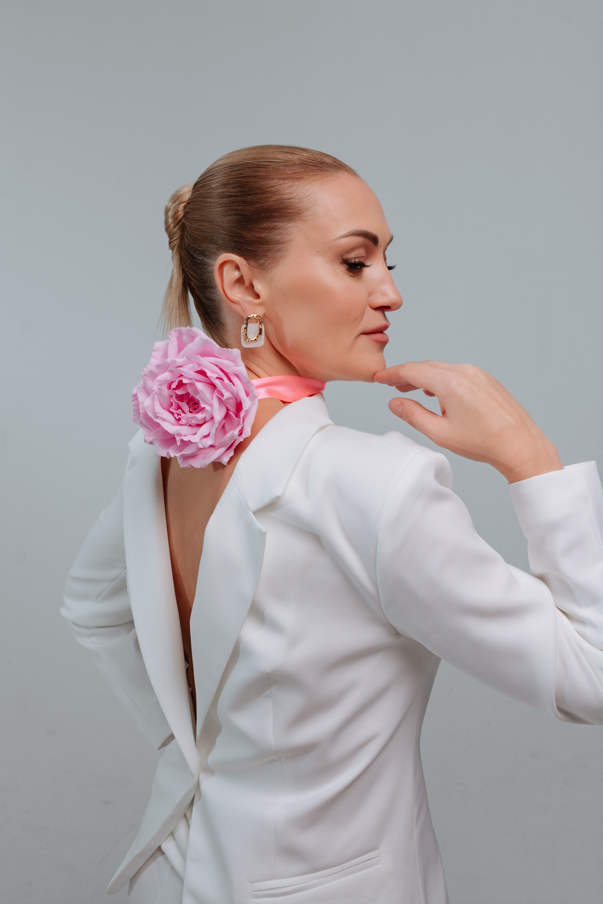 Фотосессия Superwoman. Весна 2024. Портретный фотограф в Санкт-Петербурге Дмитриева Наталия