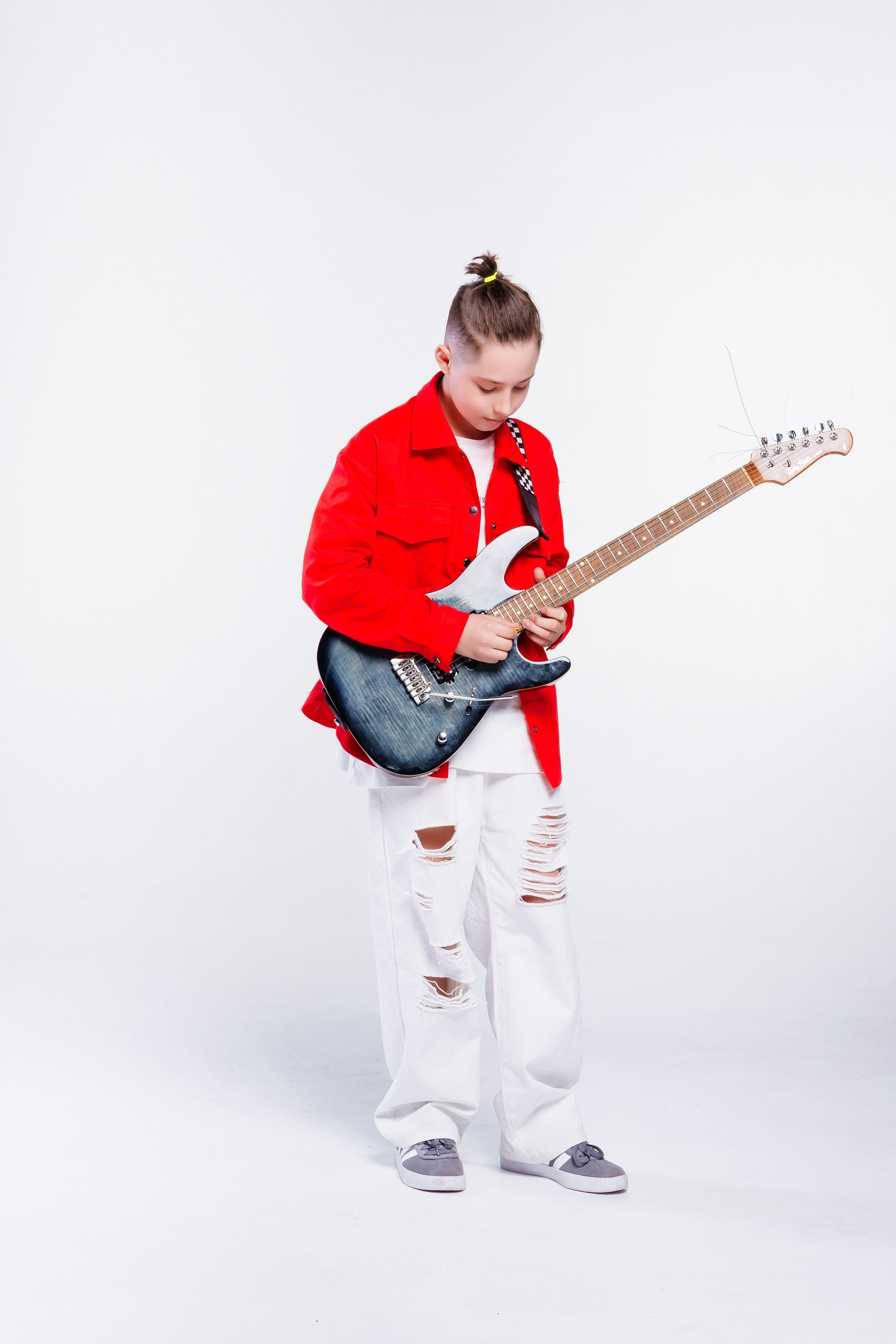 Съемка в студии на Афишу или другие нужды. Семейный и Свадебный фотограф в Астане Александр Астапов