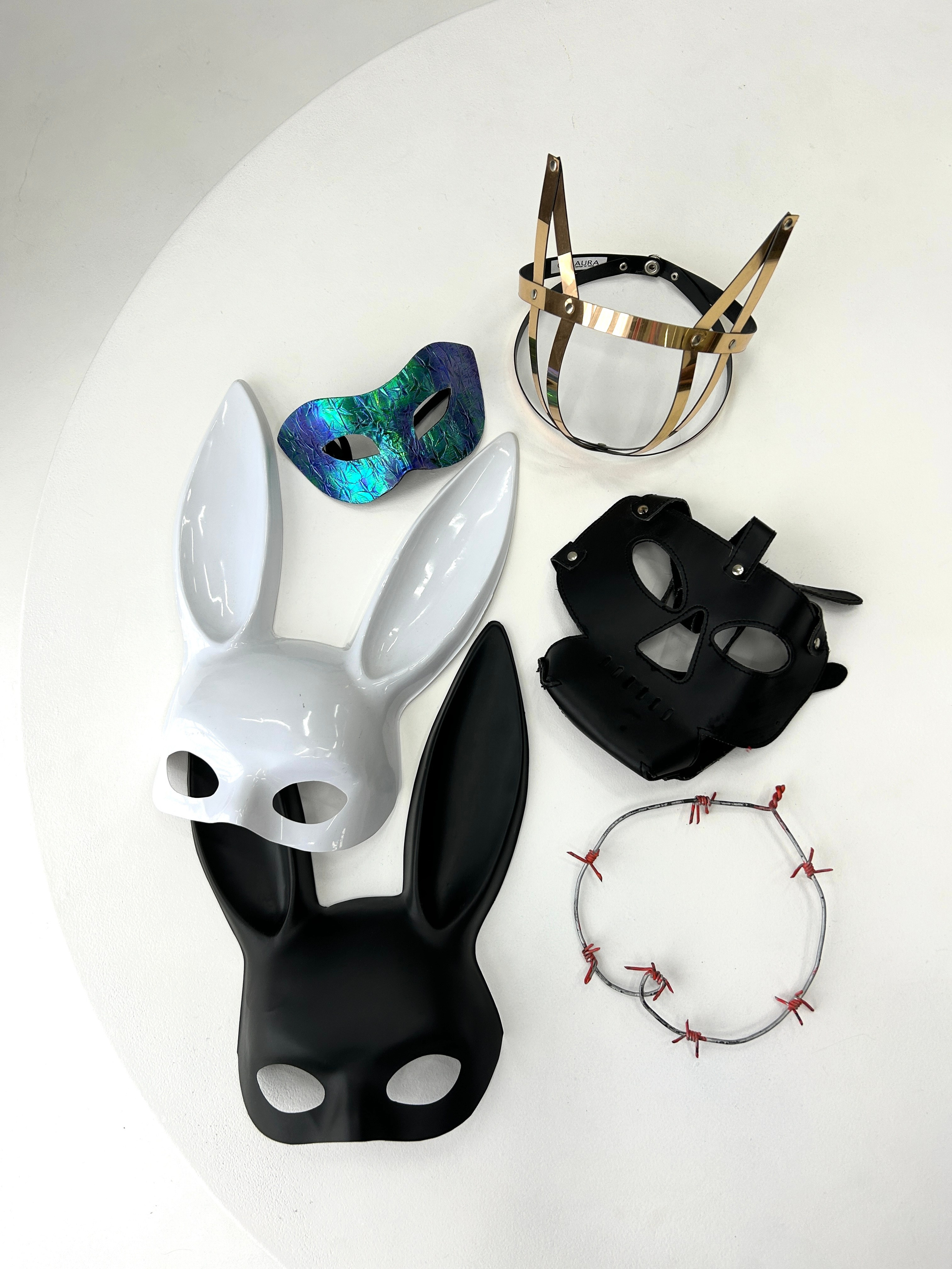 Современное оборудование в нашей студии и очень много реквизита. Фотостудия LUNA — аренда циклорамы и фотозон в Екатеринбурге