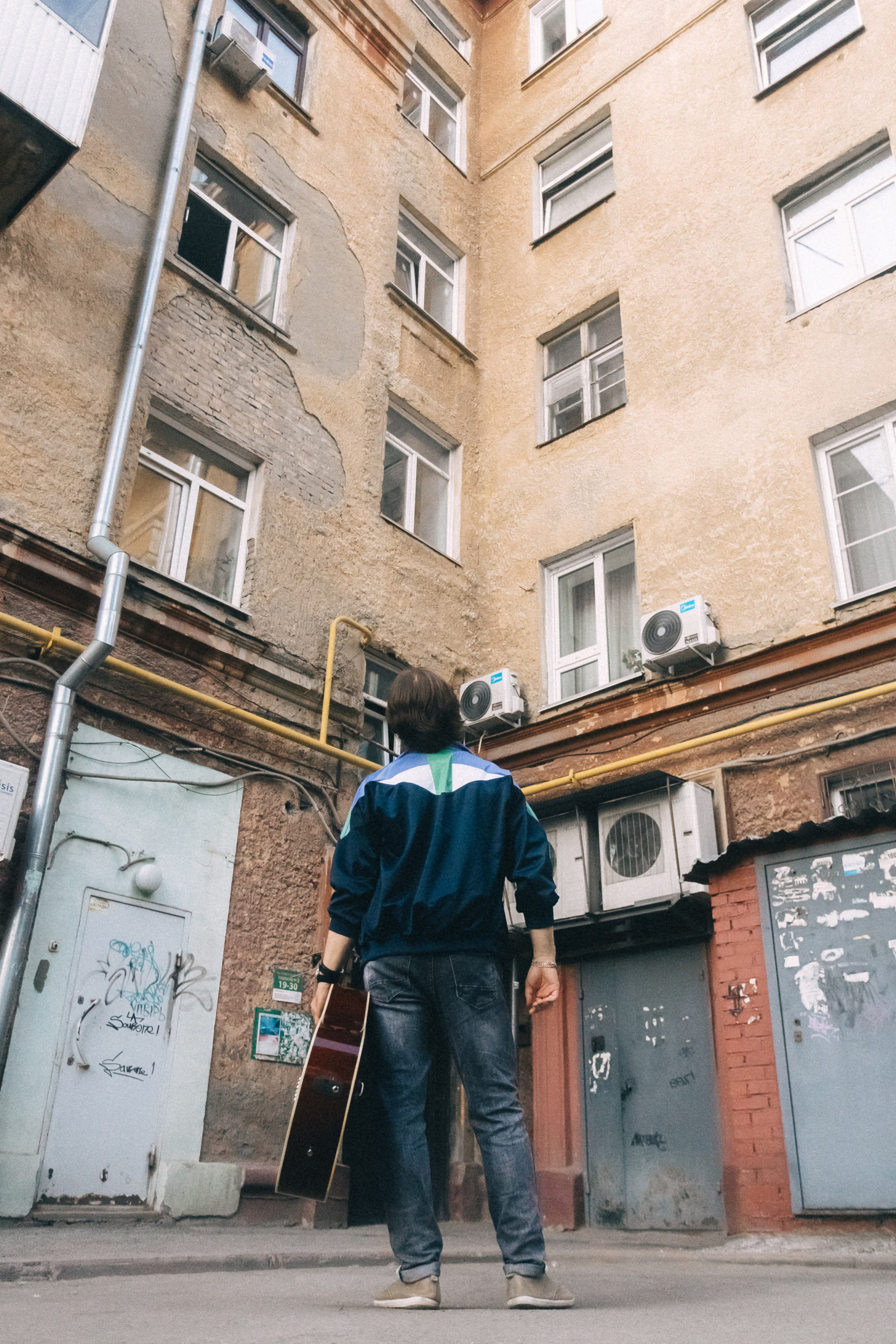 Портретная фотосессия в городе для Евгения — фотопрогулка