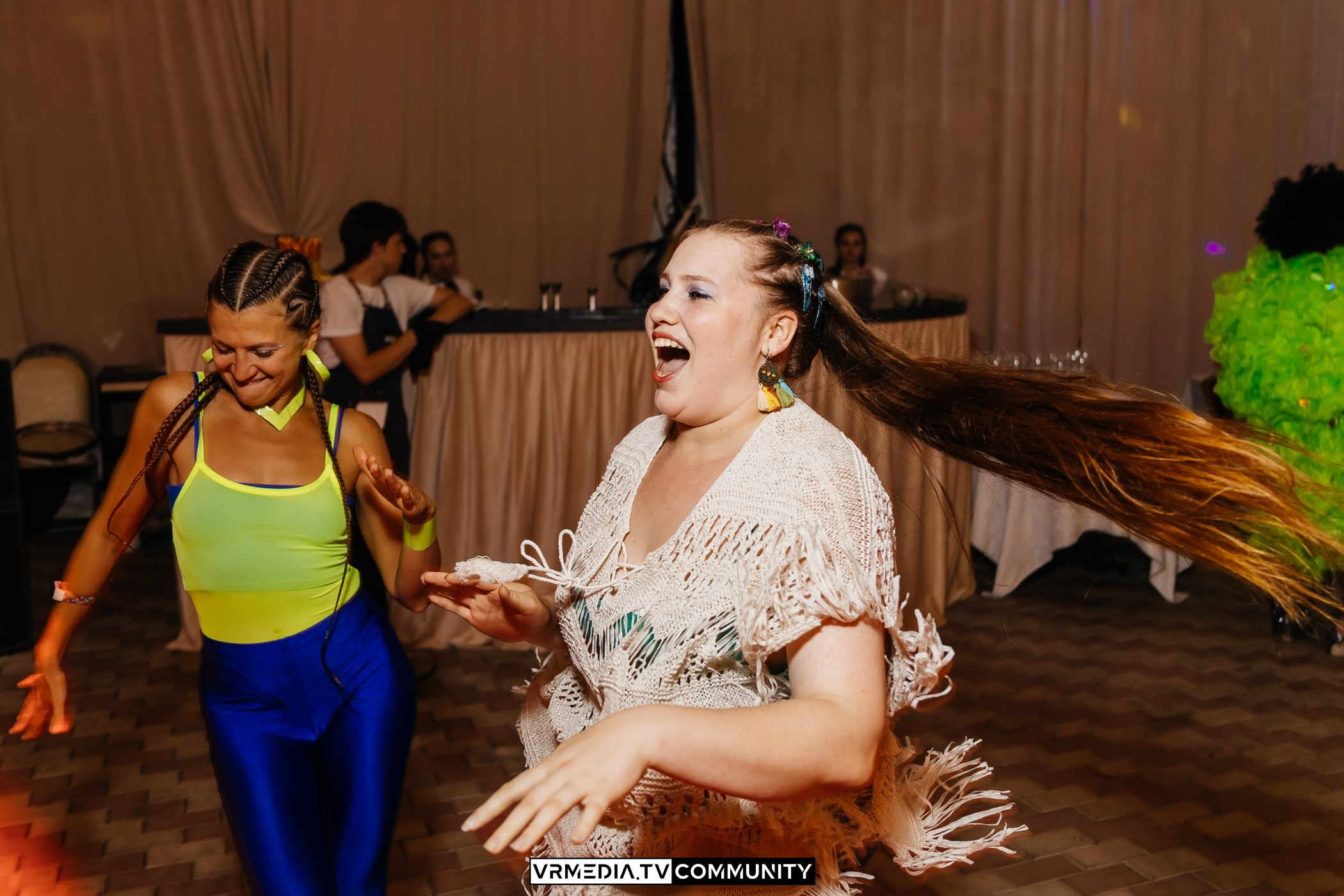 Ресторан «Империя»: Вечеринка 90-х