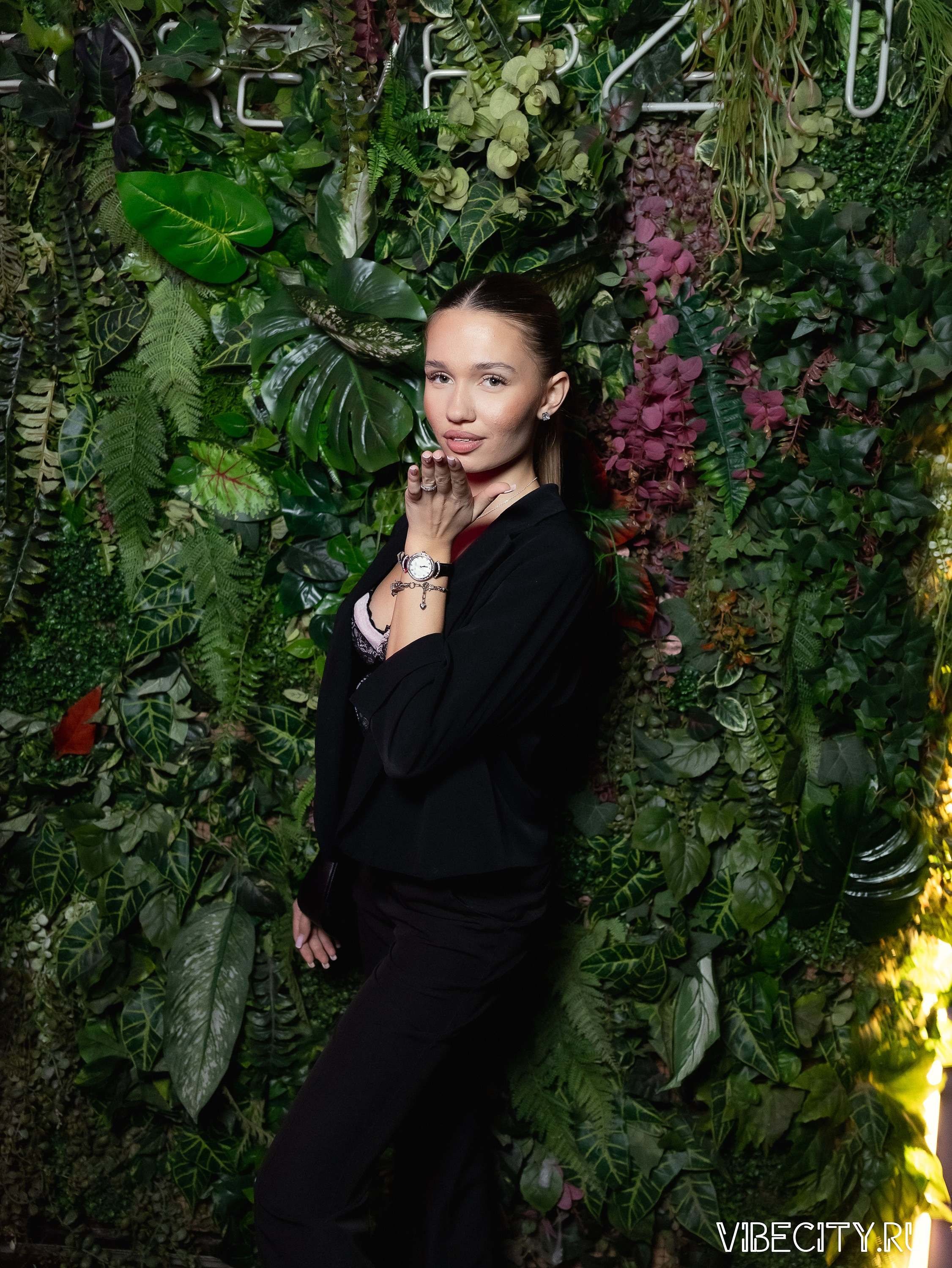 DOUBLE U. VIBECITY.RU Вайб Сити Ру Фоторепортажи Фотоотчеты Калининград