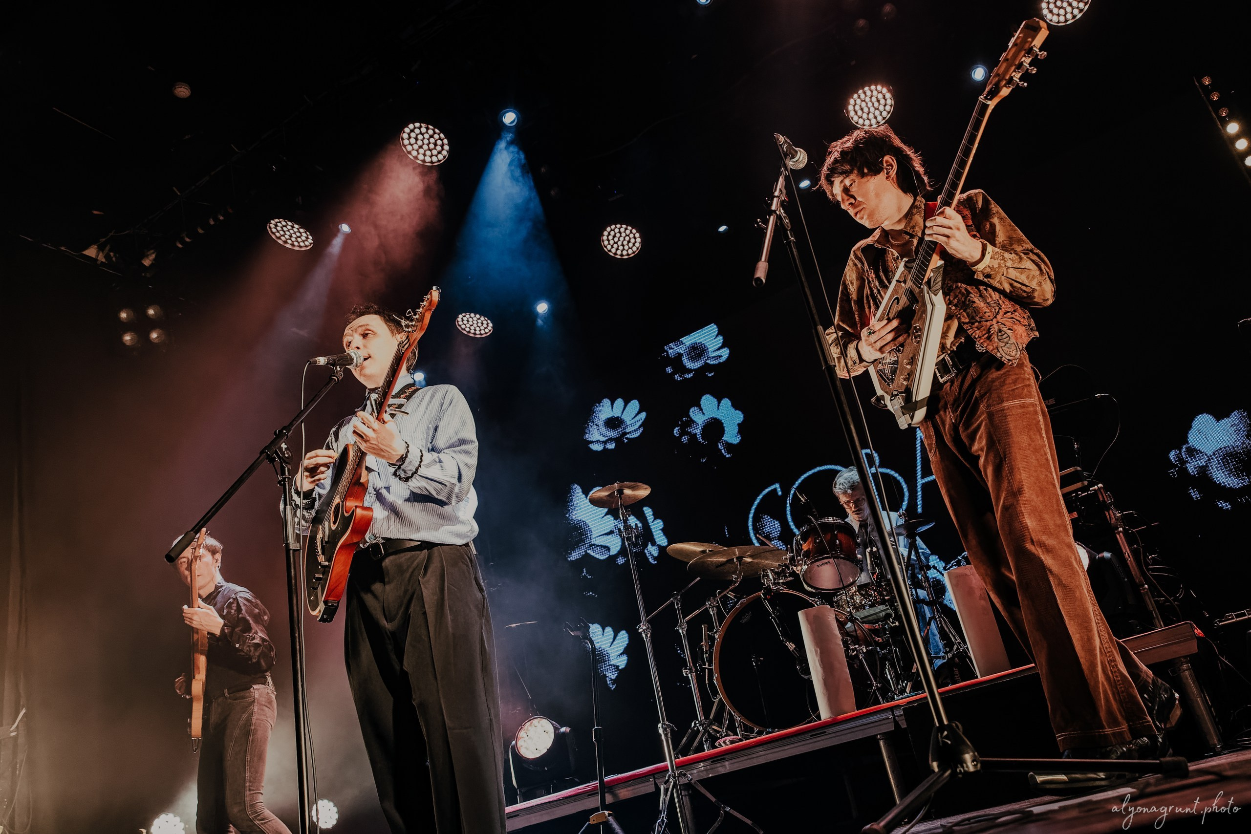 Сова, фоторепортаж, СПб, Космонавт, 18.12.2025. Алена Адрианова: фотограф в Санкт-Петербурге