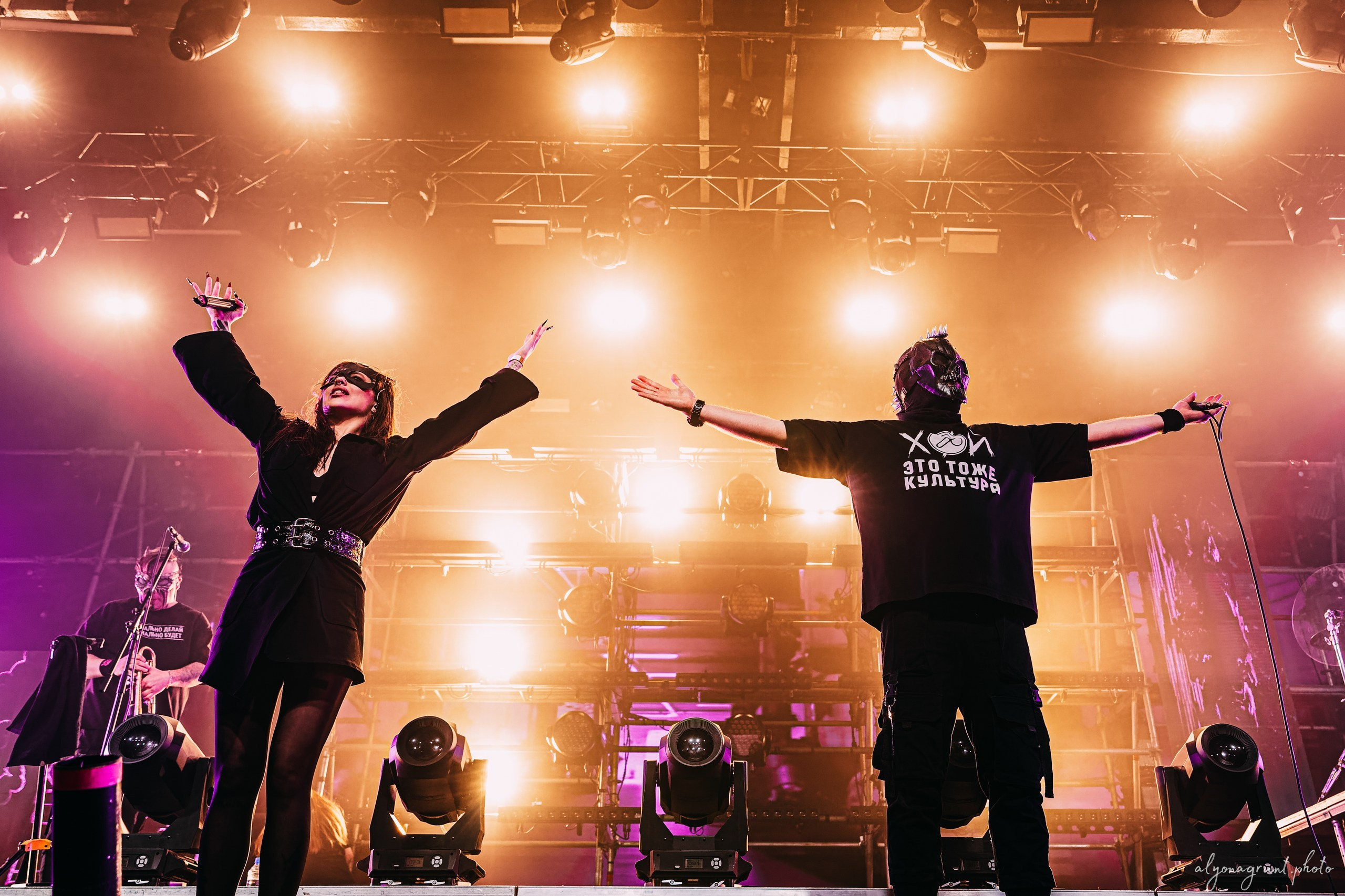 Пневмослон, фоторепортаж СПб, A2,17.10.2025. Алена Адрианова: фотограф в Санкт-Петербурге