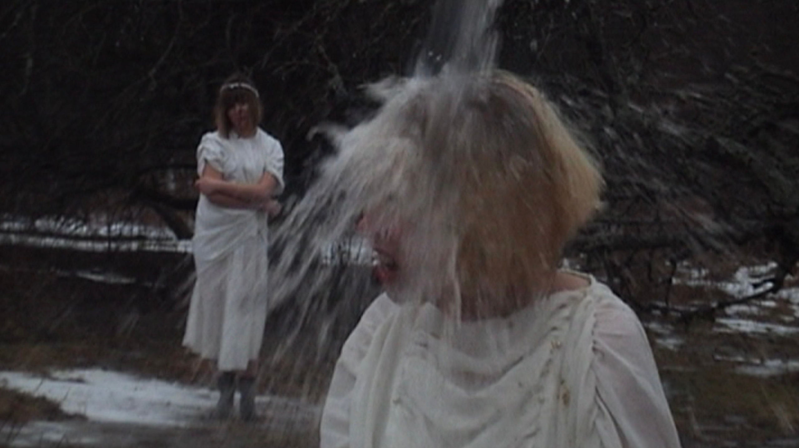 ЧЕРЕД. Художественная группа «Нежные Бабы»