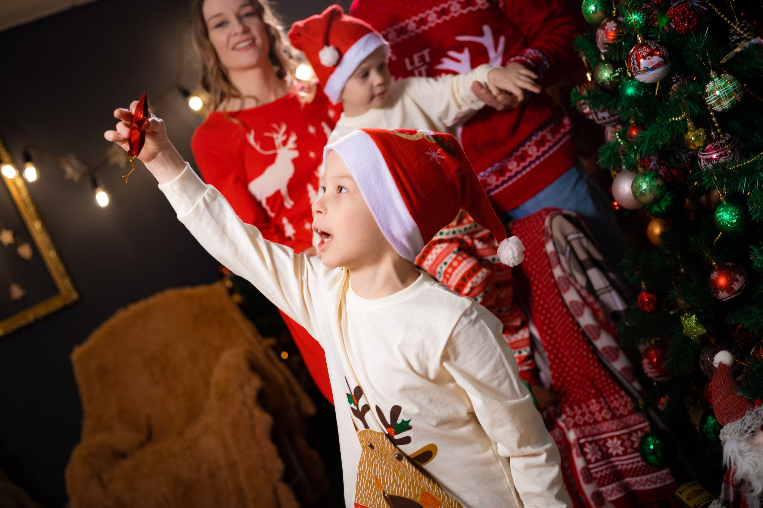 © Фотостудия "Олеся". Все права защищены. "Любое использование или копирование материалов или элементов дизайна сайта допускается только с разрешения правообладателя и со ссылкой на источник".