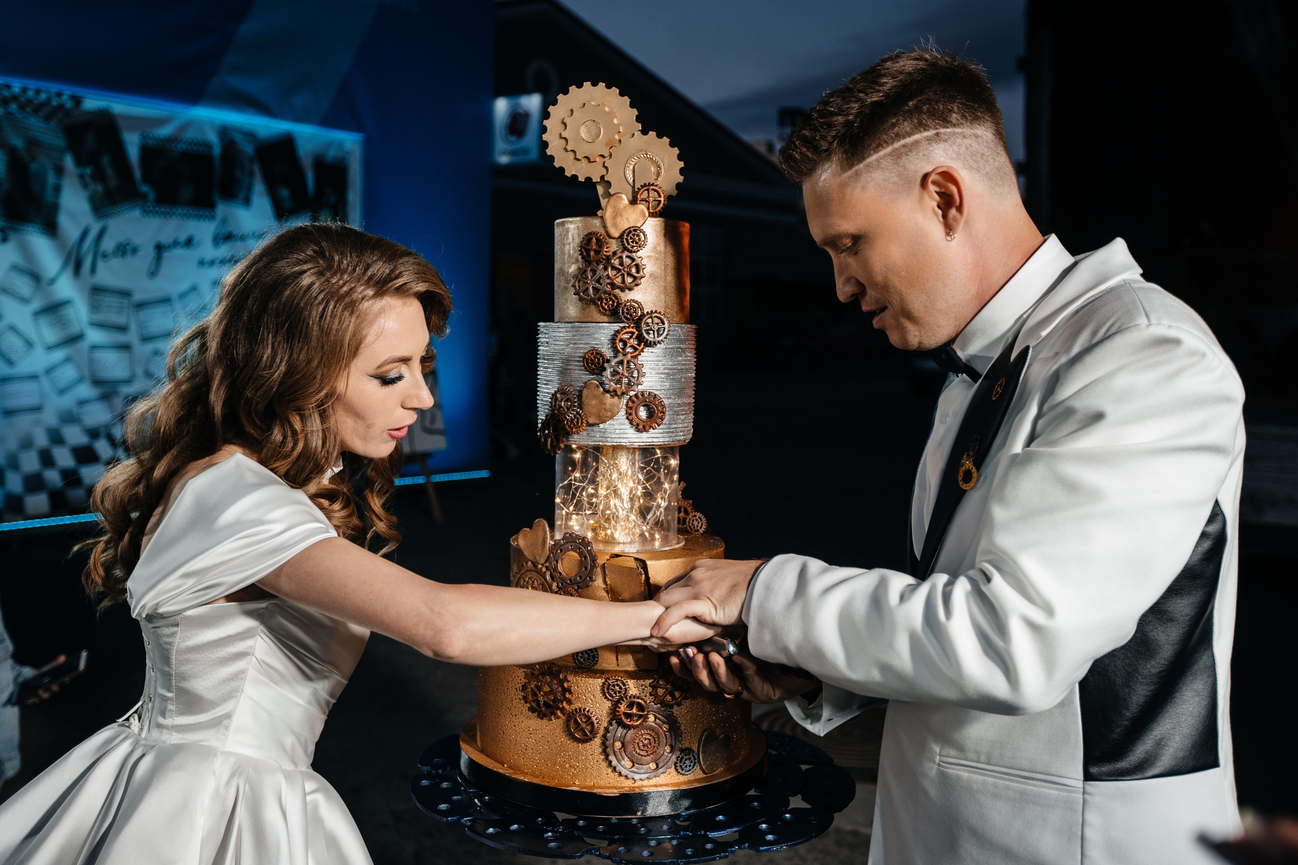 Анна & Евгений проект «Четыре свадьбы» на Пятнице. Свадебный фотограф Барнаул Алексей Павлов