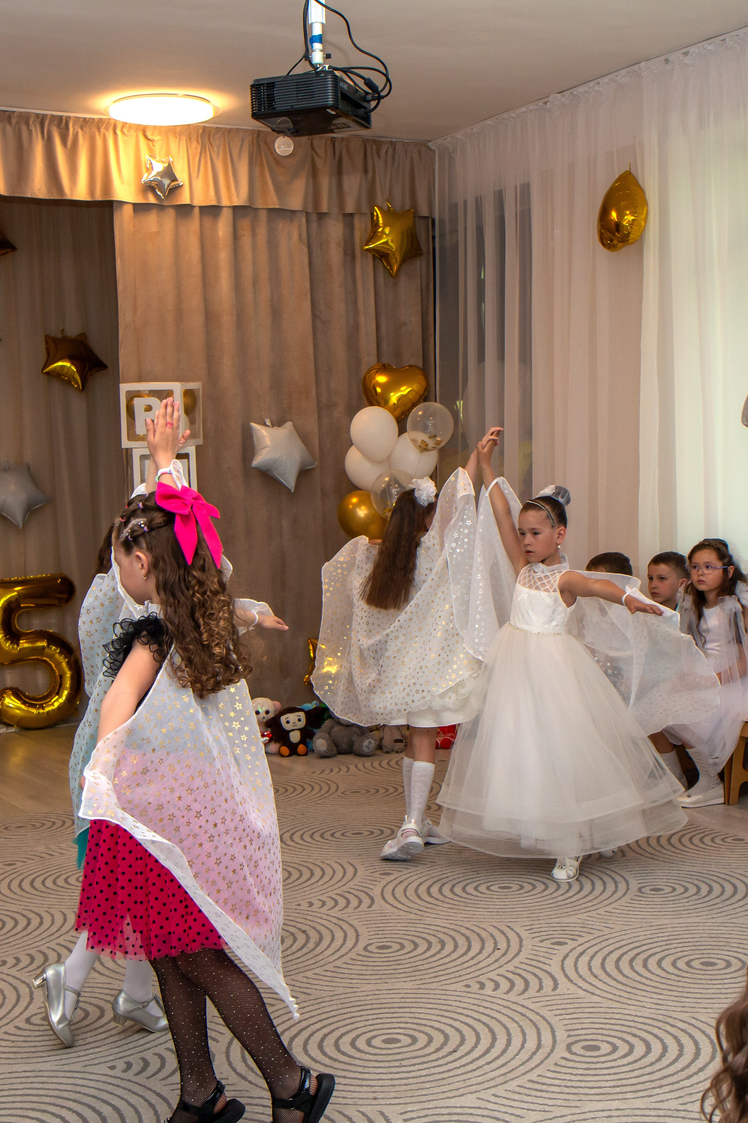 Впускной вечер в ДС «Солнышко» — 2025 г. Фотограф в Шелехове, лучшие выпускные альбомы в Шелехове