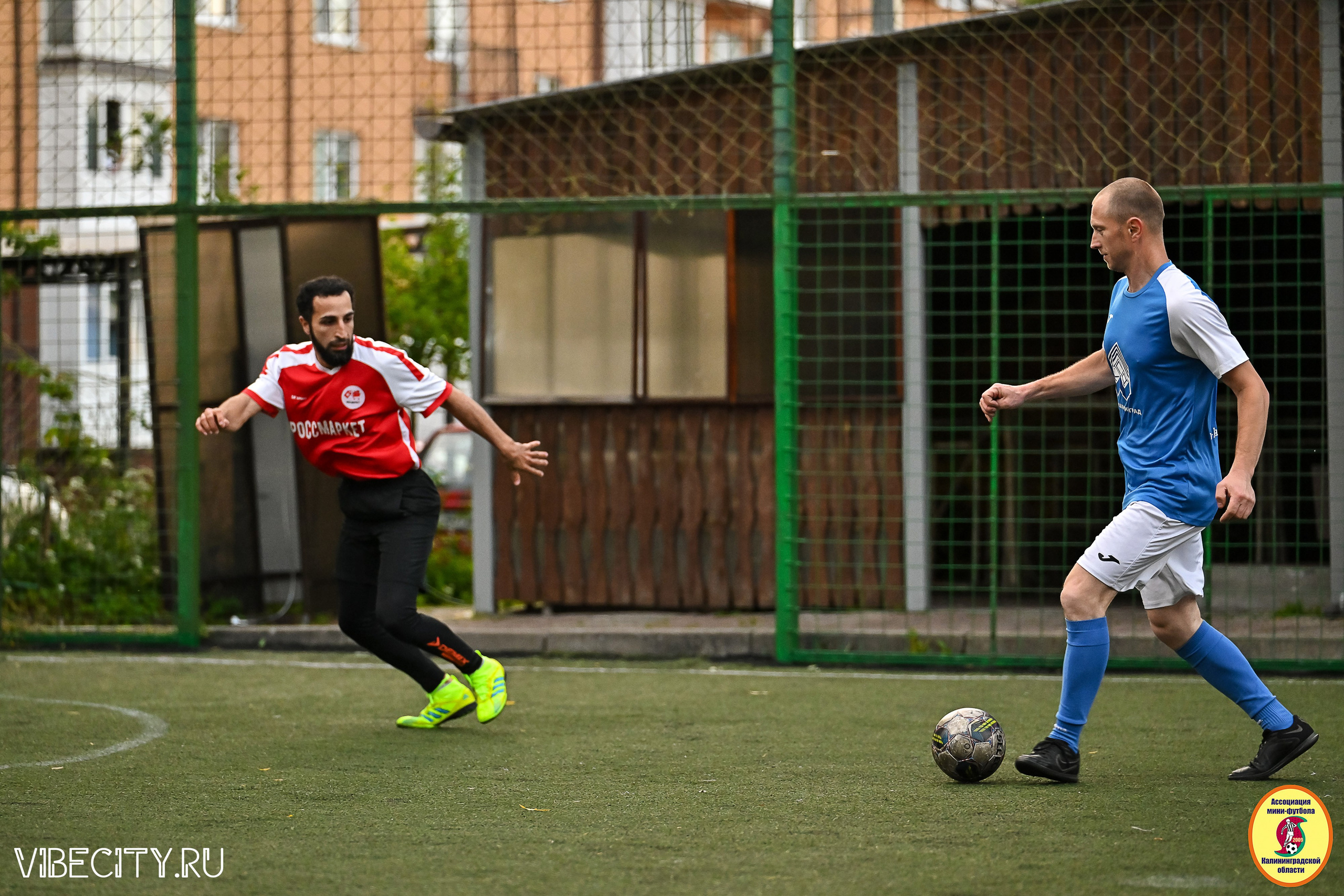 ИГРЫ МИНИ-ФУТБОЛЬНОЙ И КОРПОРАТИВНОЙ ЛИГИ. VIBECITY.RU Вайб Сити Ру Фоторепортажи Фотоотчеты Калининград