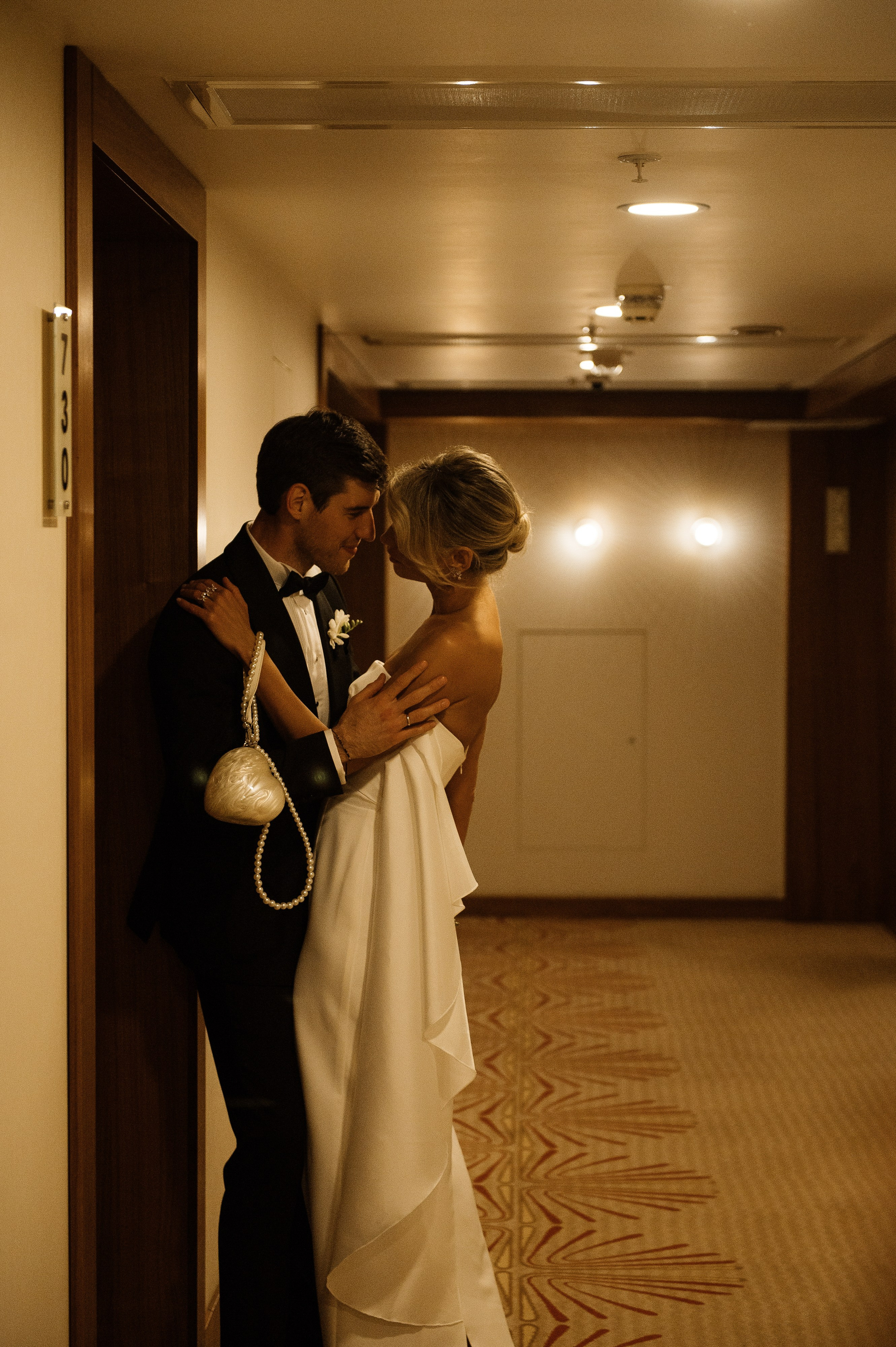 Suit up. Свадебный фотограф Саша Базенко