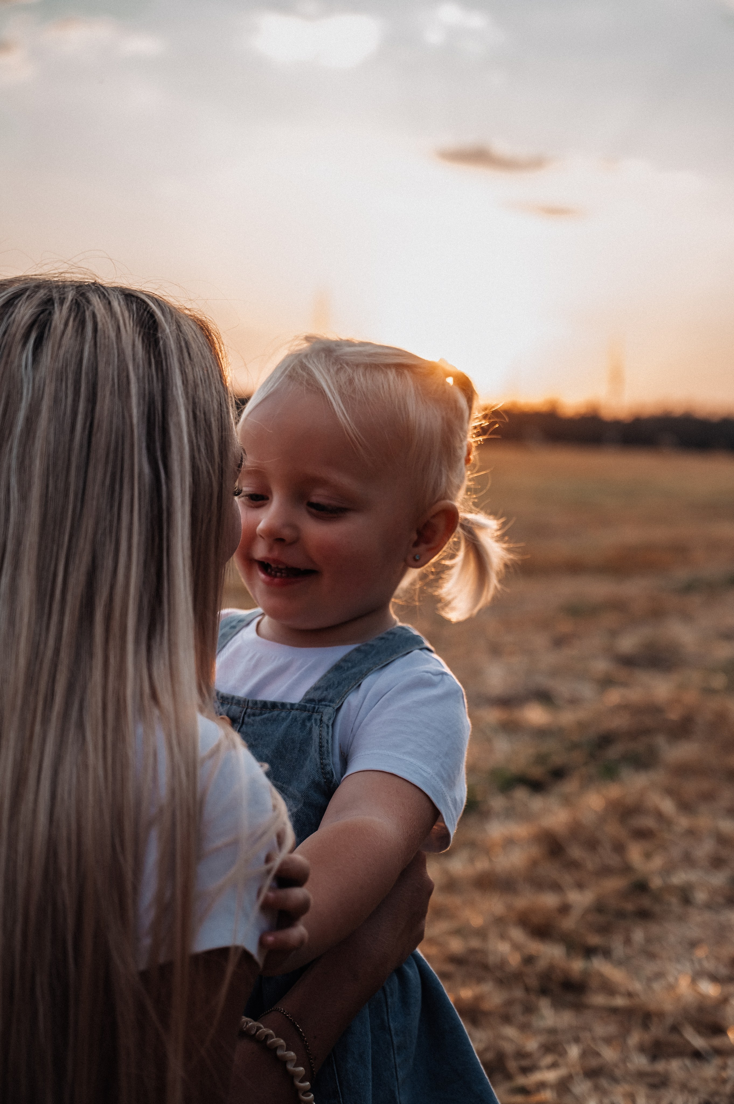 Алина и Лера. Фотограф Мария Строгонова