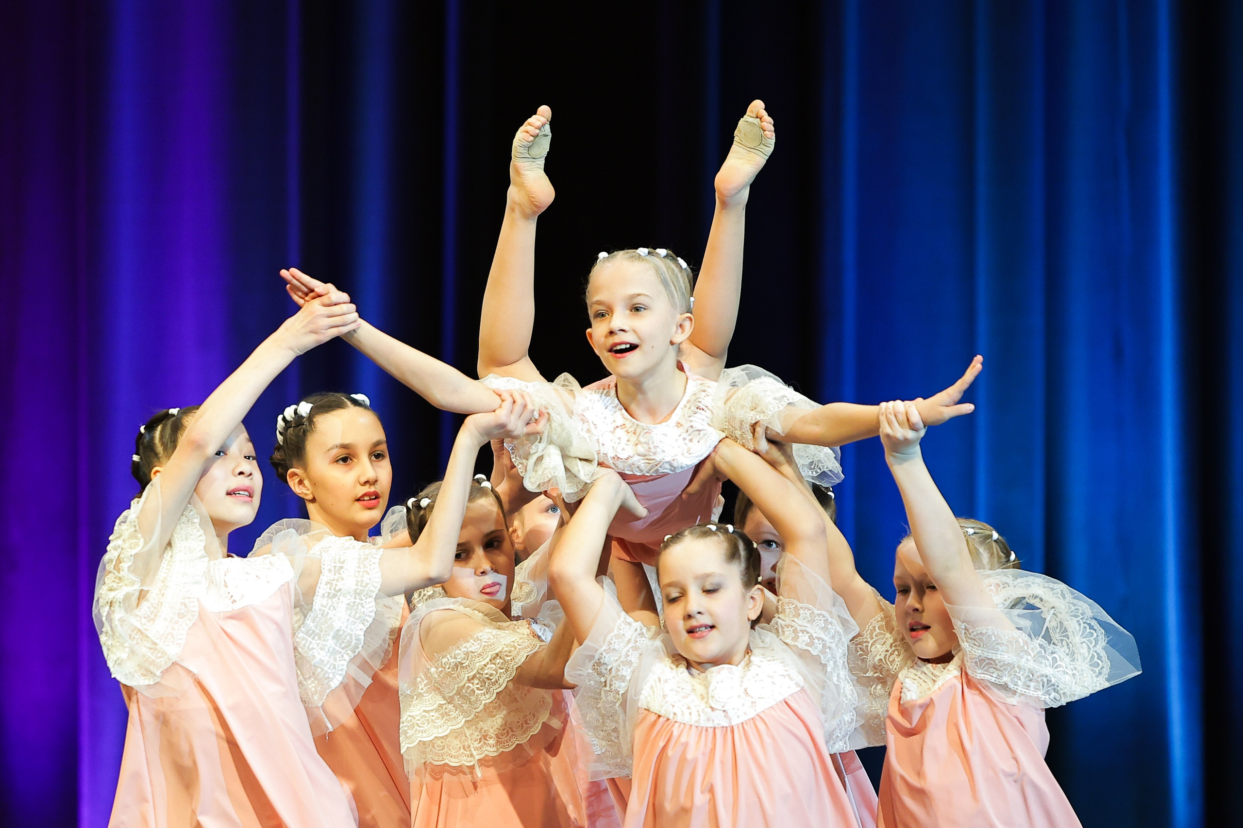 LevelUp Kids 2025. Портретный Фотограф Александр «Konevtsoph» В Санкт-Петербурге