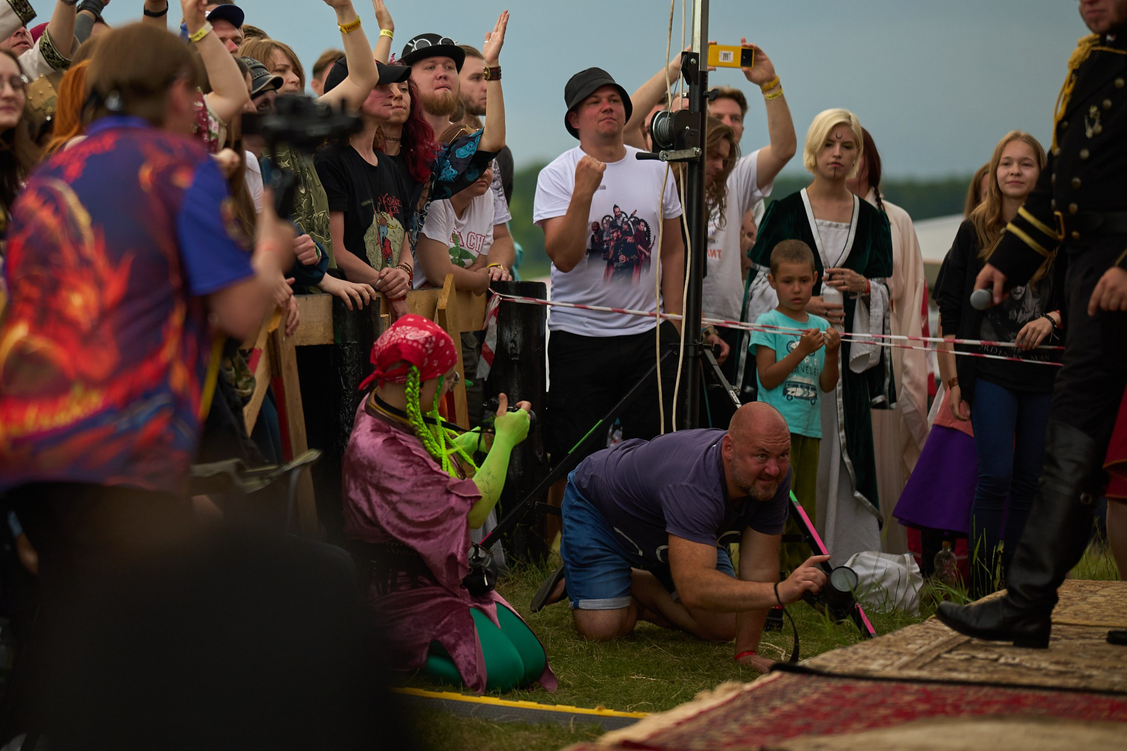 Цепочка фотографов :)