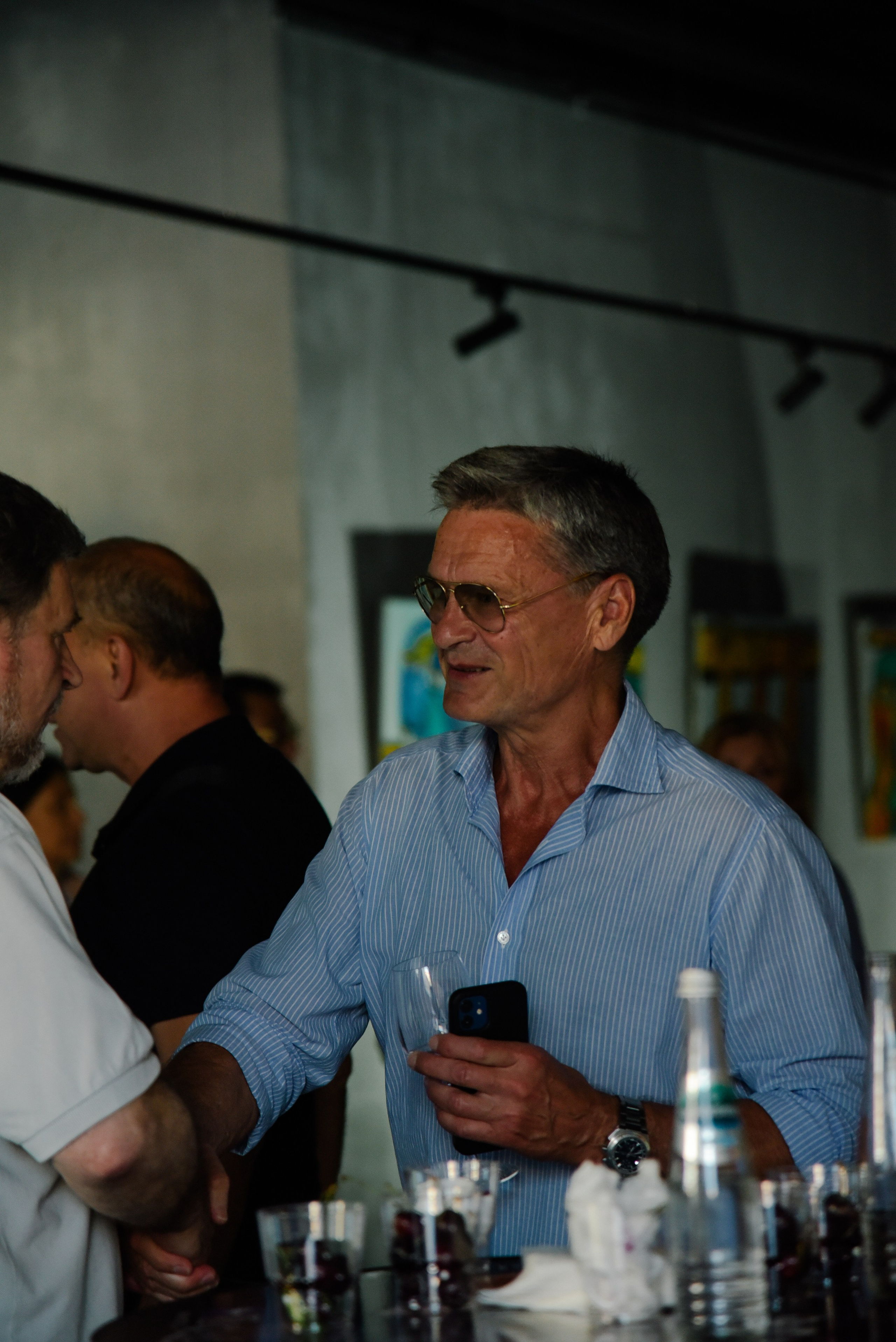 Александр Дильбази Игра взглядов в гранатовом саду. Фотограф Лола Волна, город Москва