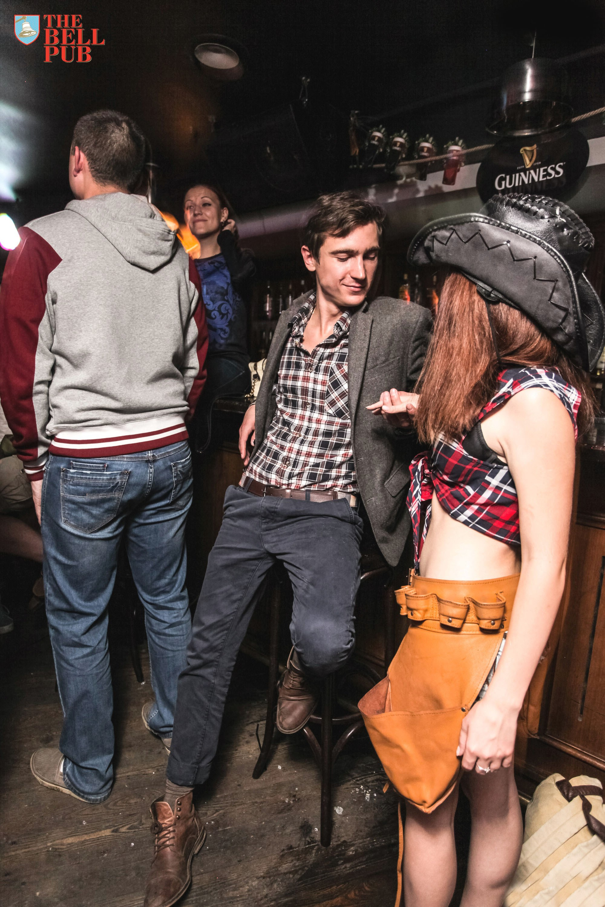 BELL PUB. Фотограф Михаил Коган — Москва 89267284460