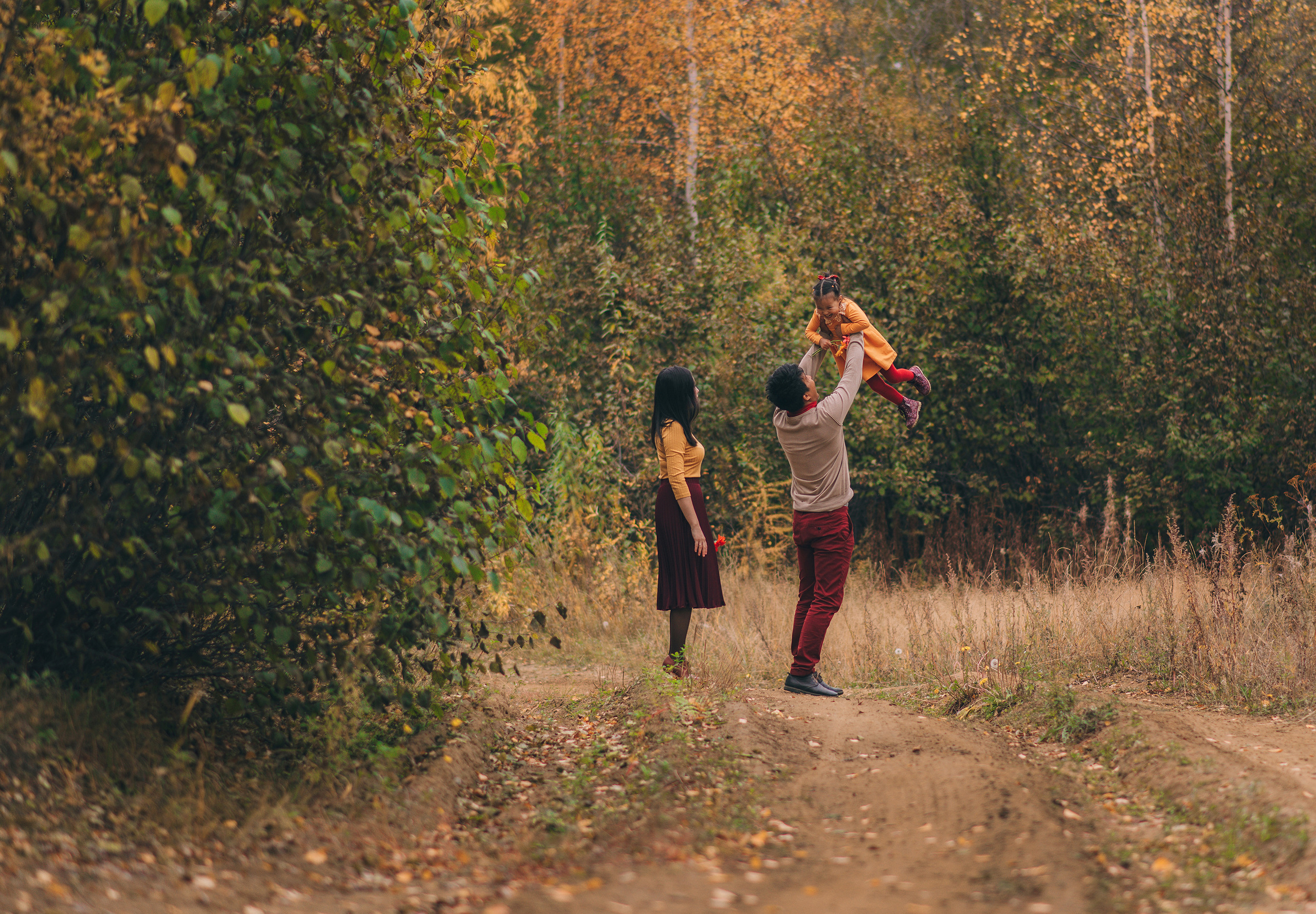 Осенний лес. Семейный фотограф Островская Альбина г. Мирный Саха (Якутия)