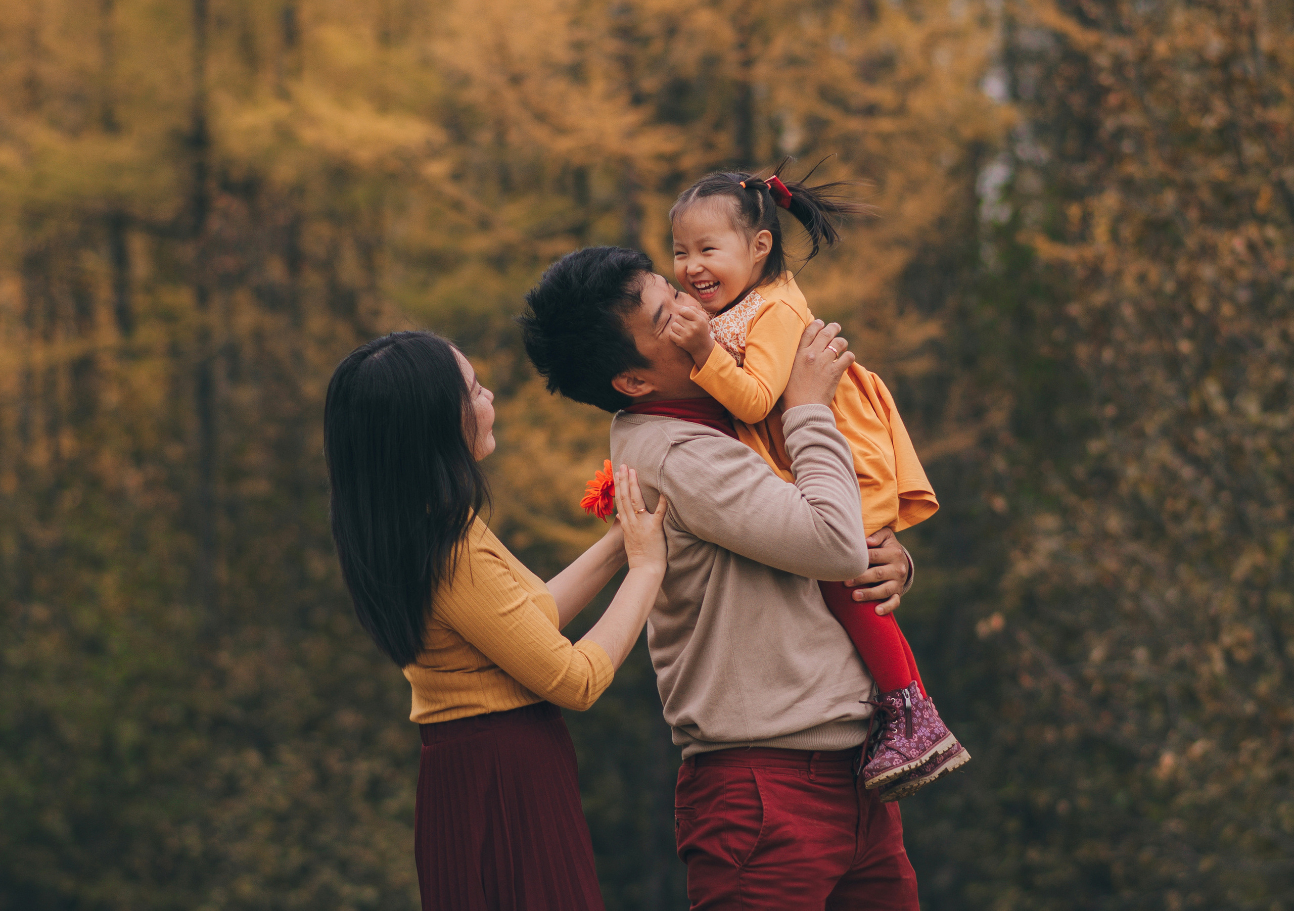 Осенний лес. Семейный фотограф Островская Альбина г. Мирный Саха (Якутия)