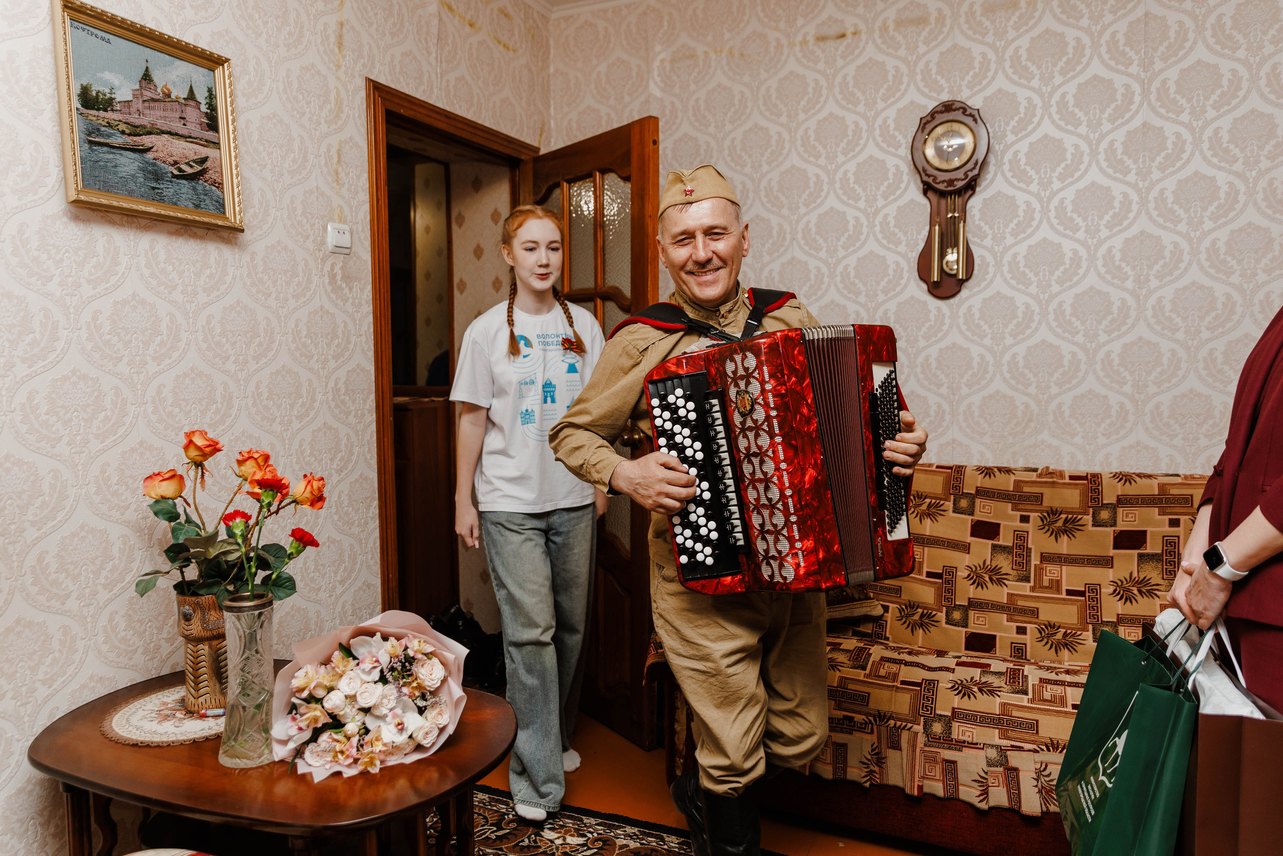 ПОЗДРАВЛЕНИЕ ВЕТЕРАНОВ ВЕЛИКОЙ ОТЕЧЕСТВЕННОЙ ВОЙНЫ. РЕПОРТАЖНЫЙ ФОТОГРАФ НИЖНИЙ НОВГОРОД Игнатьева Виктория