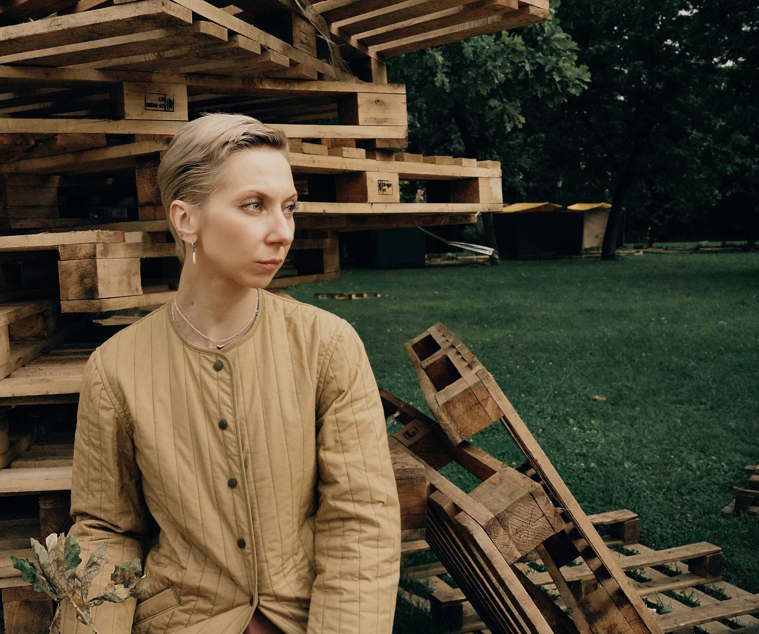 Девушка в летнем парке. Fotографиня из Санкт-Петербурга Настя Шуман