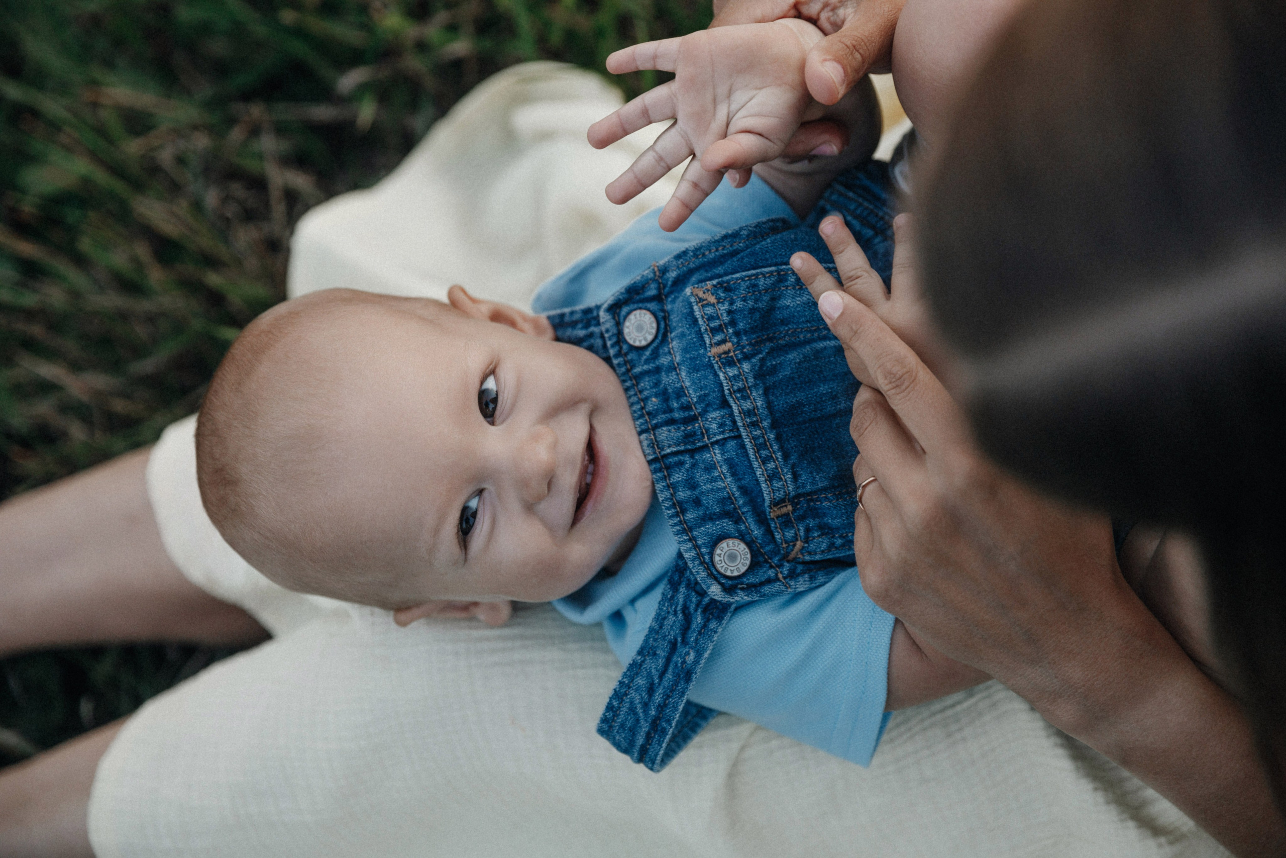 Семейная фотосессия в поле. Фотограф во Владимире Татьяна Бабикова