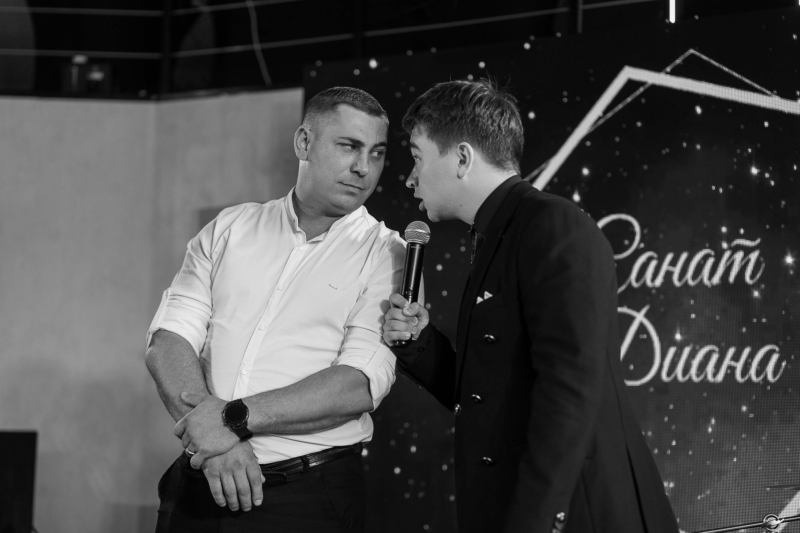 Ведущие Айнур Шайхайдаров и Азамат Рахимов