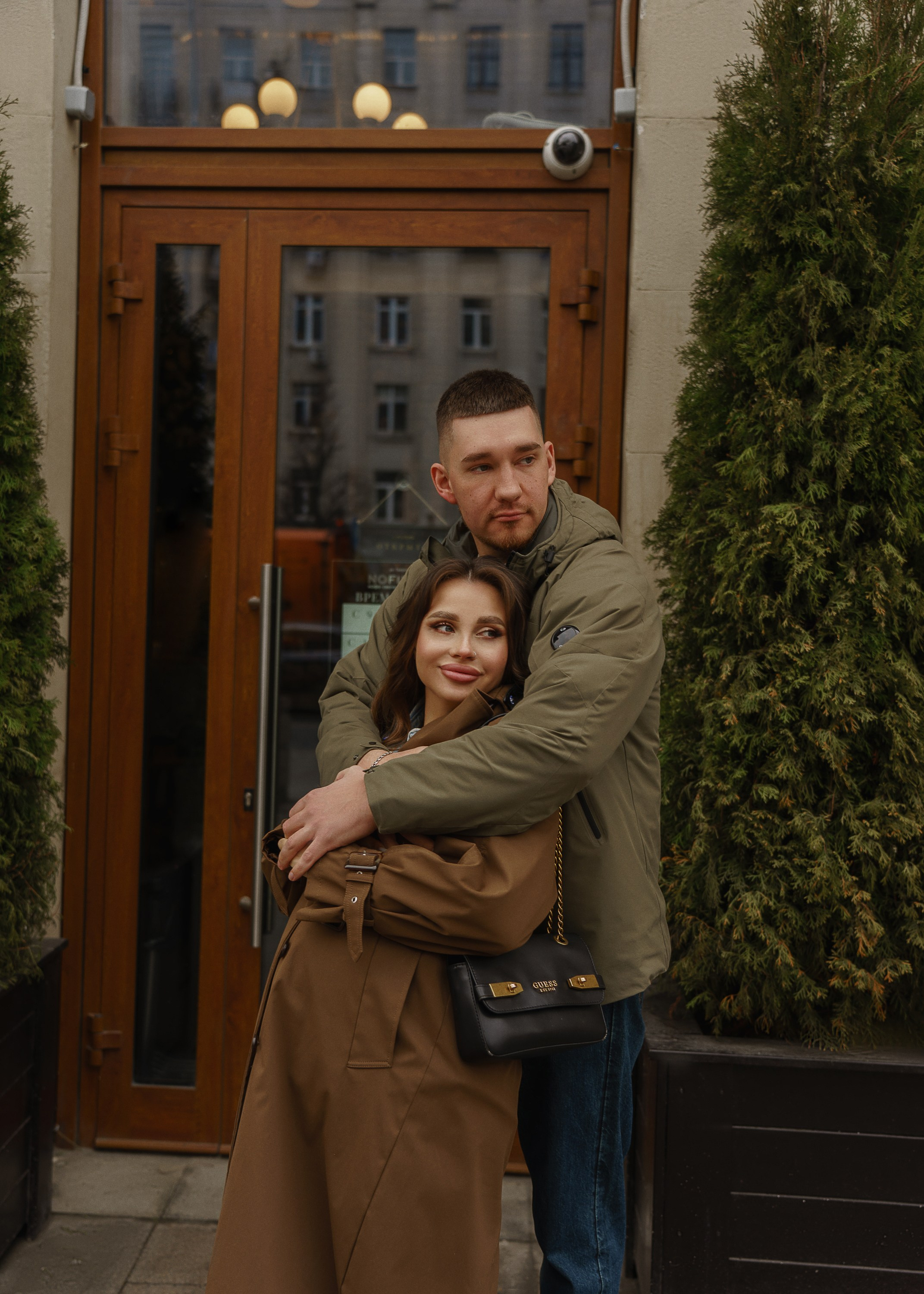 САША И ЛЕША. Женский портрет