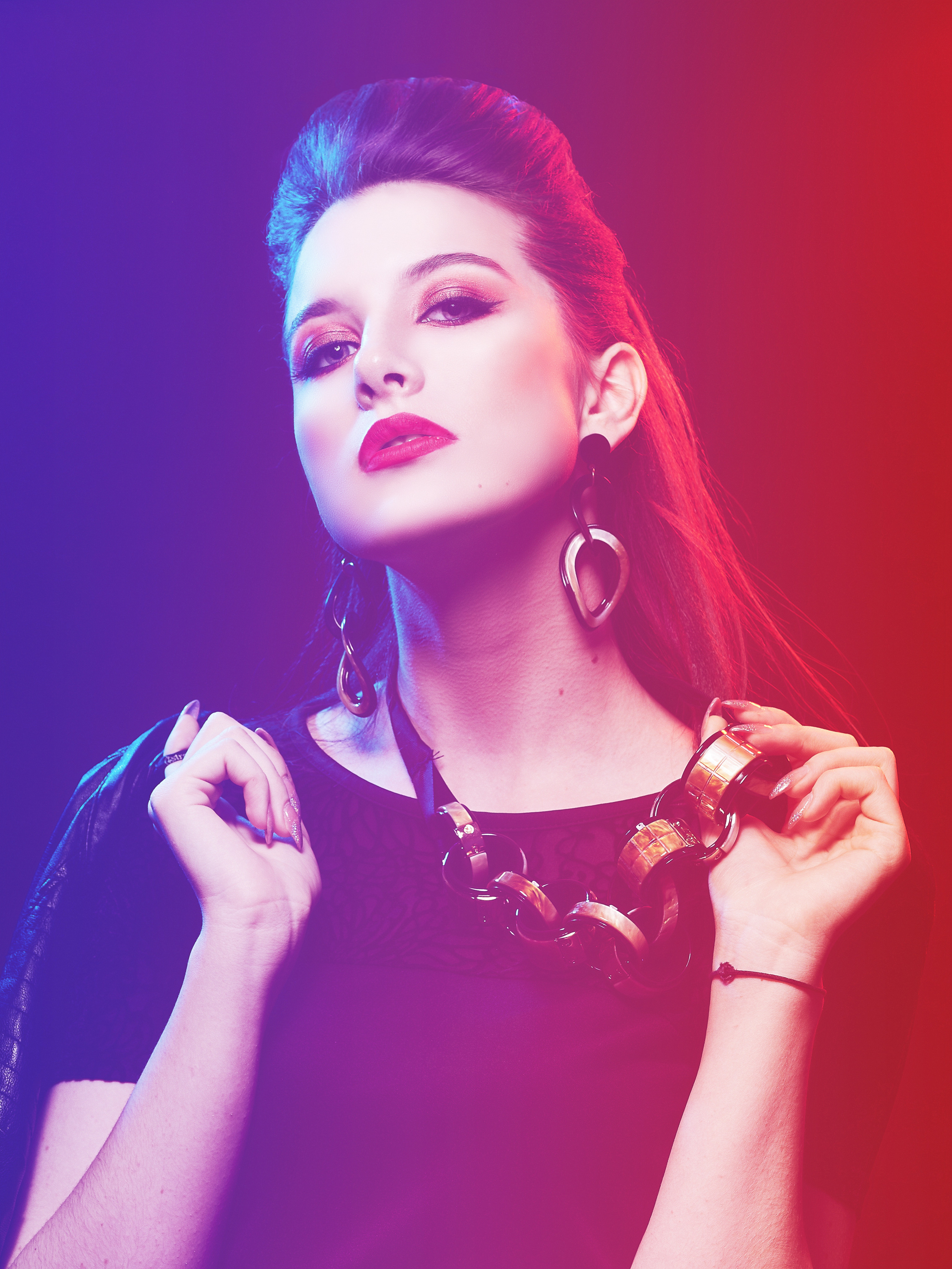 90-е. Студийный, семейный, свадебный, фэшн и ню фотограф в Астрахани, производство выпускных альбомов. Руслан Кондрашин