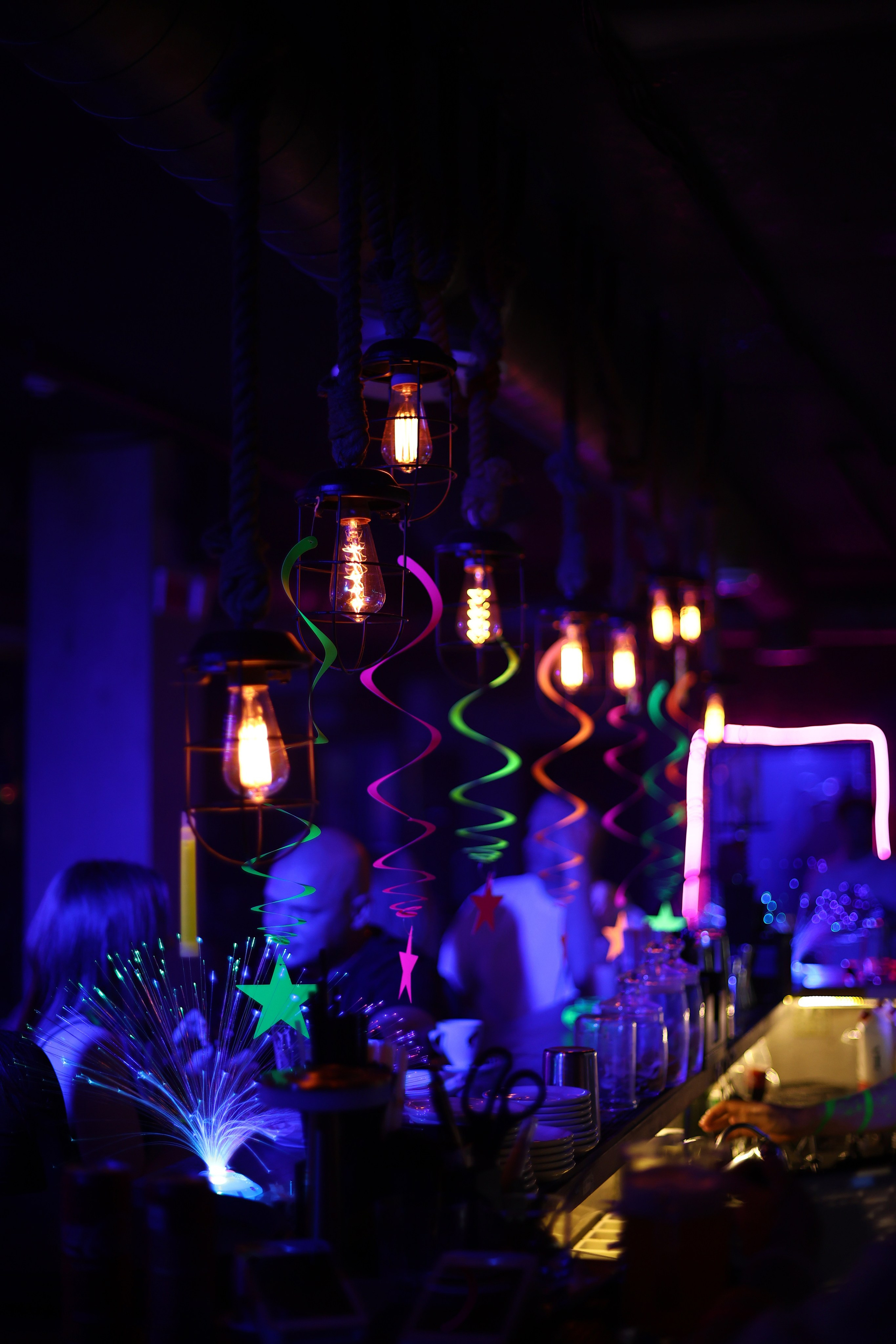 Neon Party 01.08.25. Мята Спортивная — Кальянная, караоке, бар в Минске