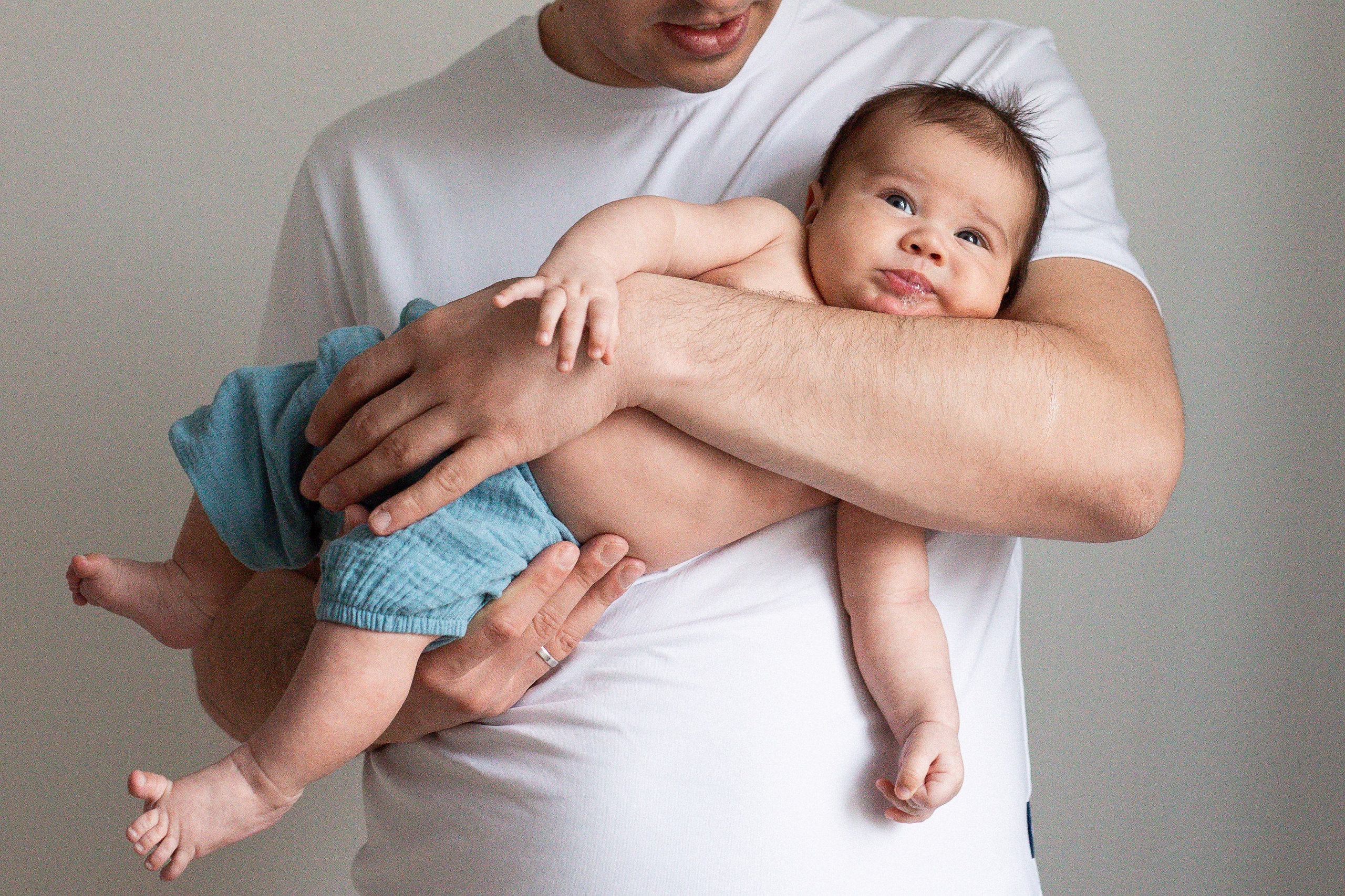 Оля, Андрей, Даня и Паша, домашняя фотосессия с грудничком. Семейный фотограф в Москве Марина Петра