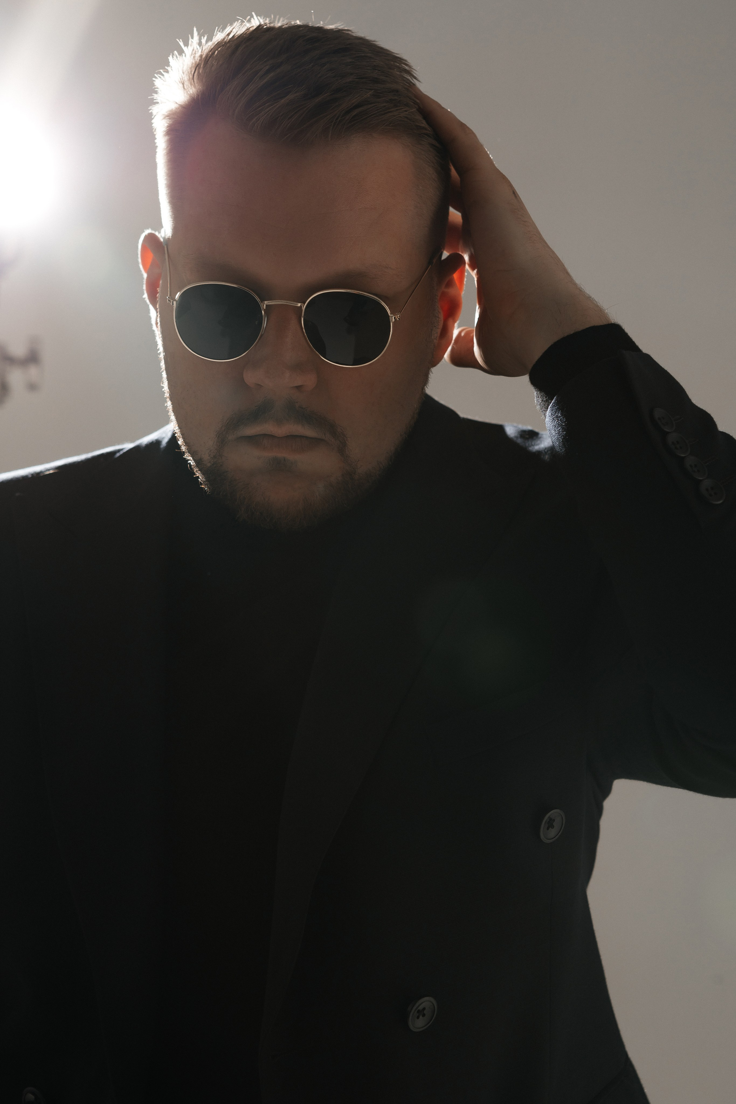 Денис бизнес портрет. Фотограф в Москве Дмитрий Жарков