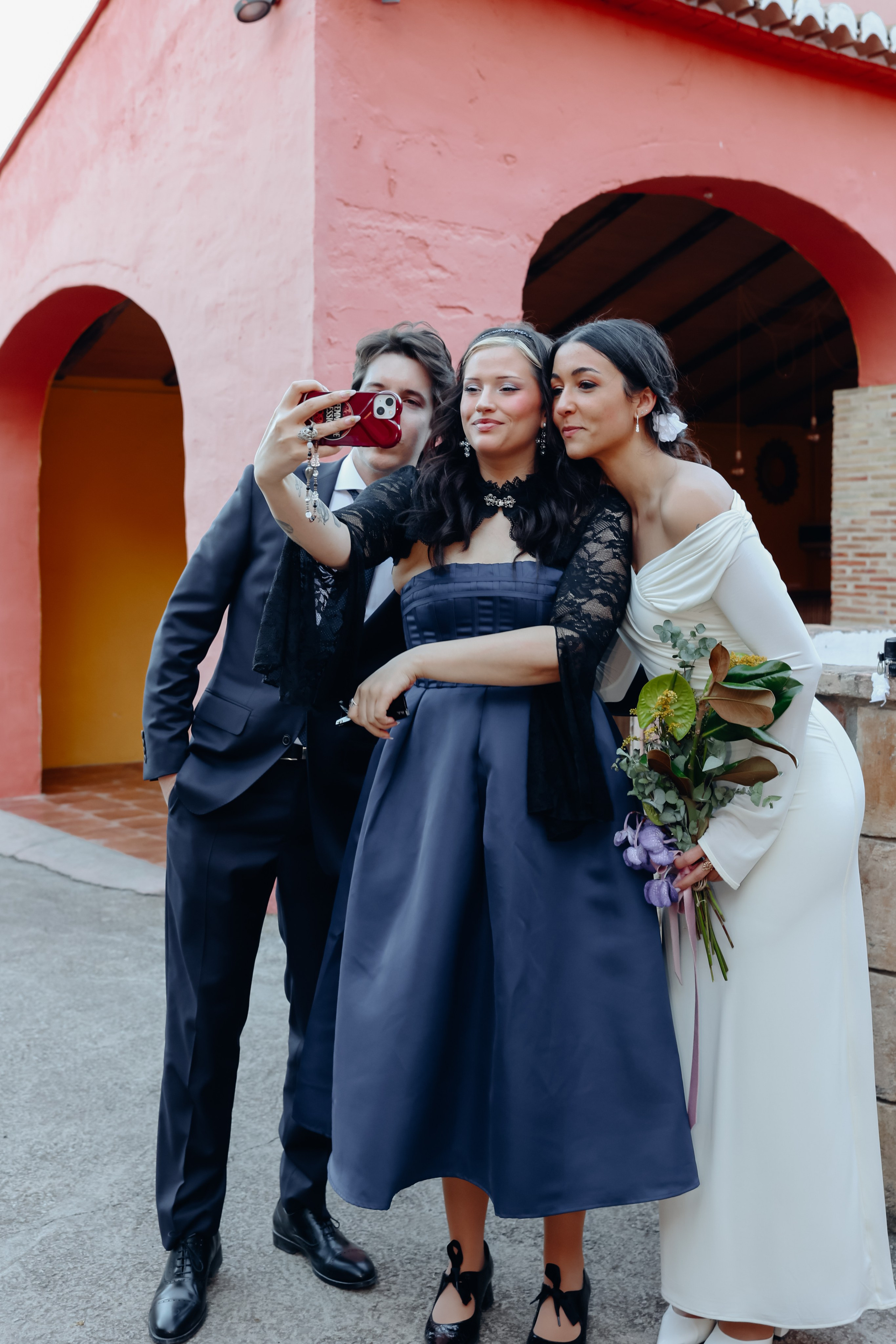 Ana & Pablo. Bantser Studio — Wedding photographer and planner in Valencia, Spain