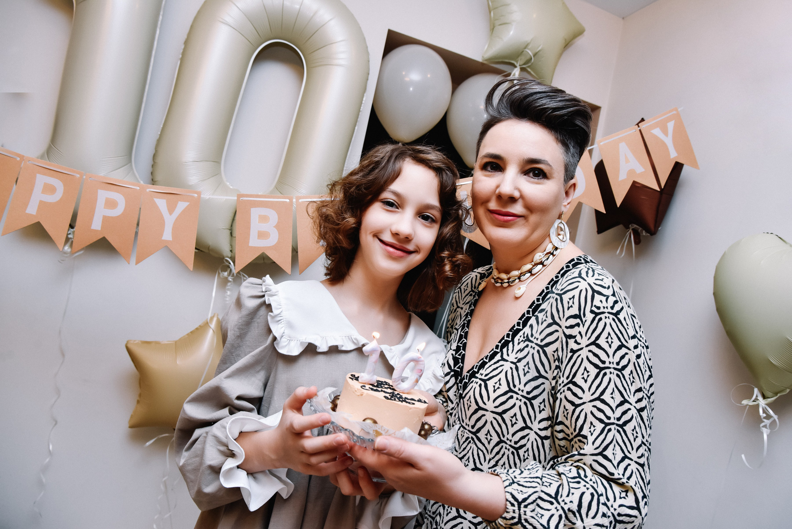 Полине 10 лет