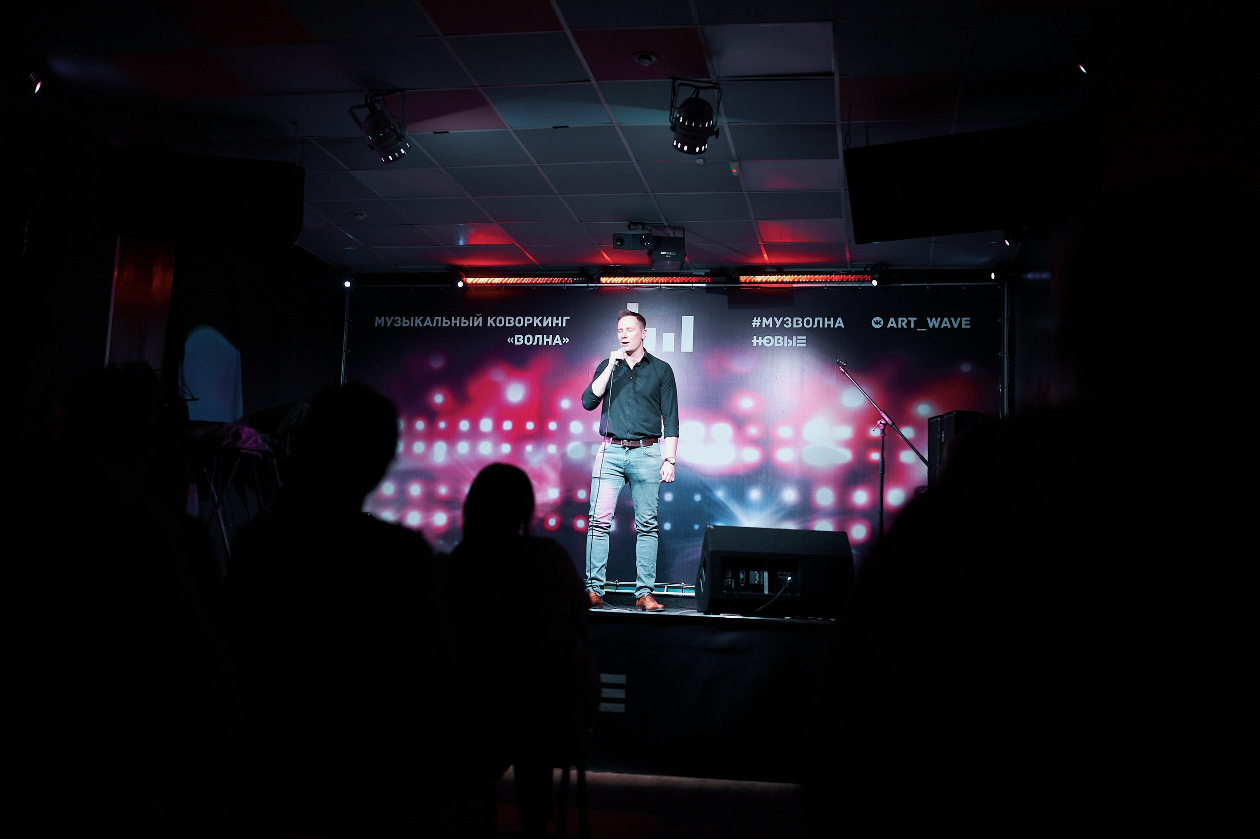 Школа вокала. Выпускное выступление. Семейный и репортажной фотограф в Красноярске и Москве Виктор Бабинцев