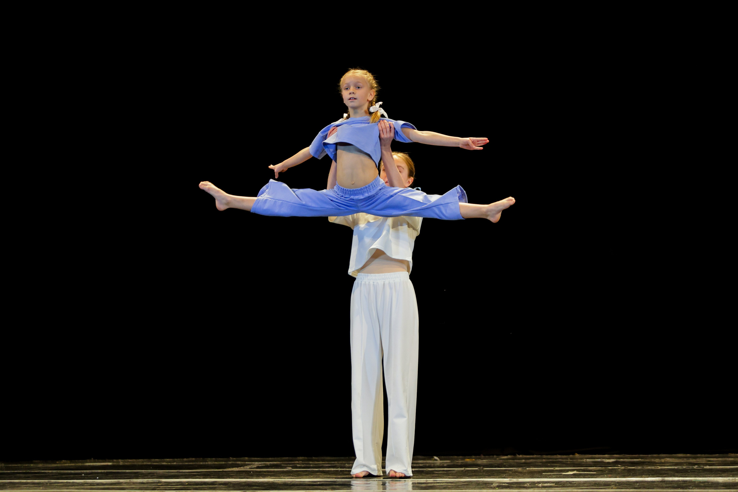 Новое Поколение. Портретный Фотограф Александр «Konevtsoph» В Санкт-Петербурге