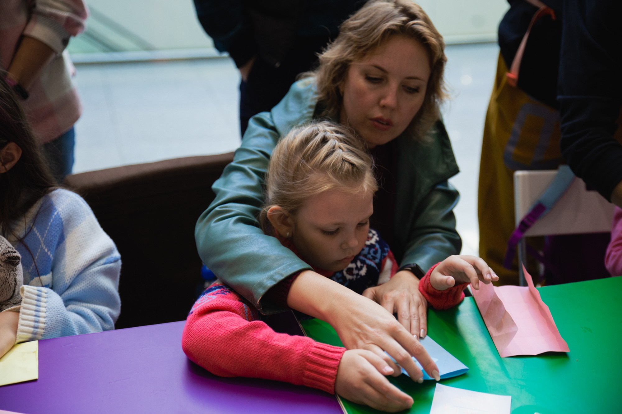 Сказка в ТЦ Океания. Репортажный и концертный фотограф в Москве Анастасия Осень