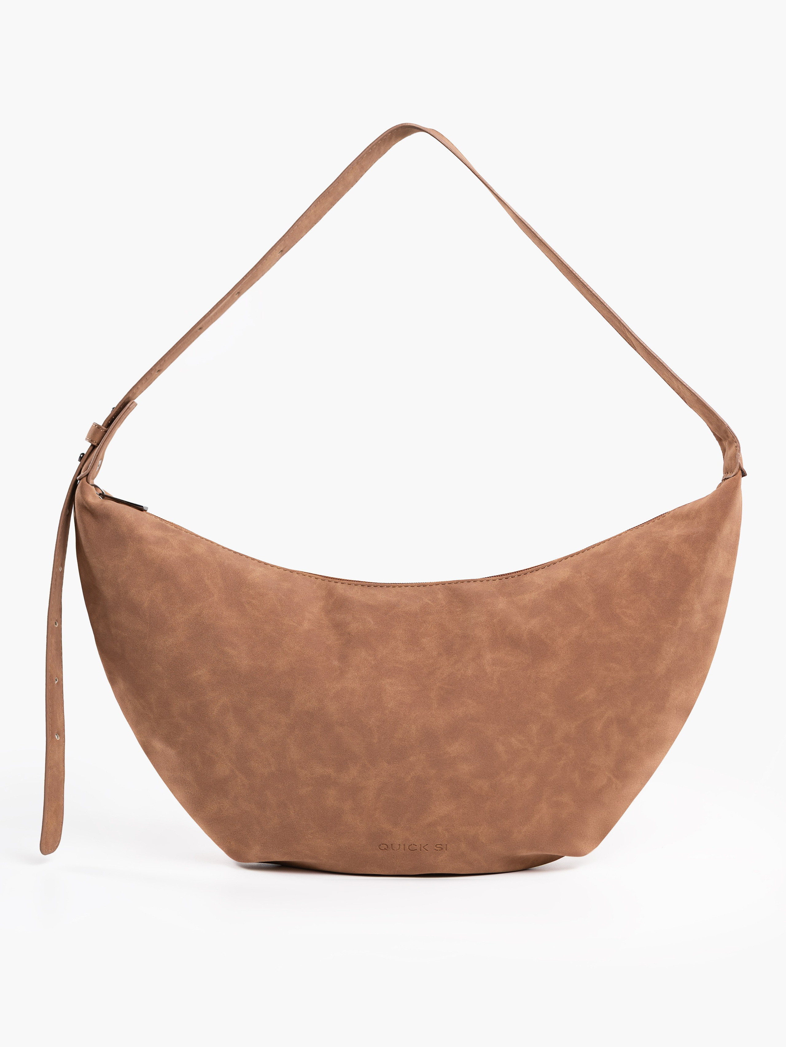 Q Сумки хобо серия 1. Предметный фотограф, фото для маркетплейсов Пятигорск, КМВ