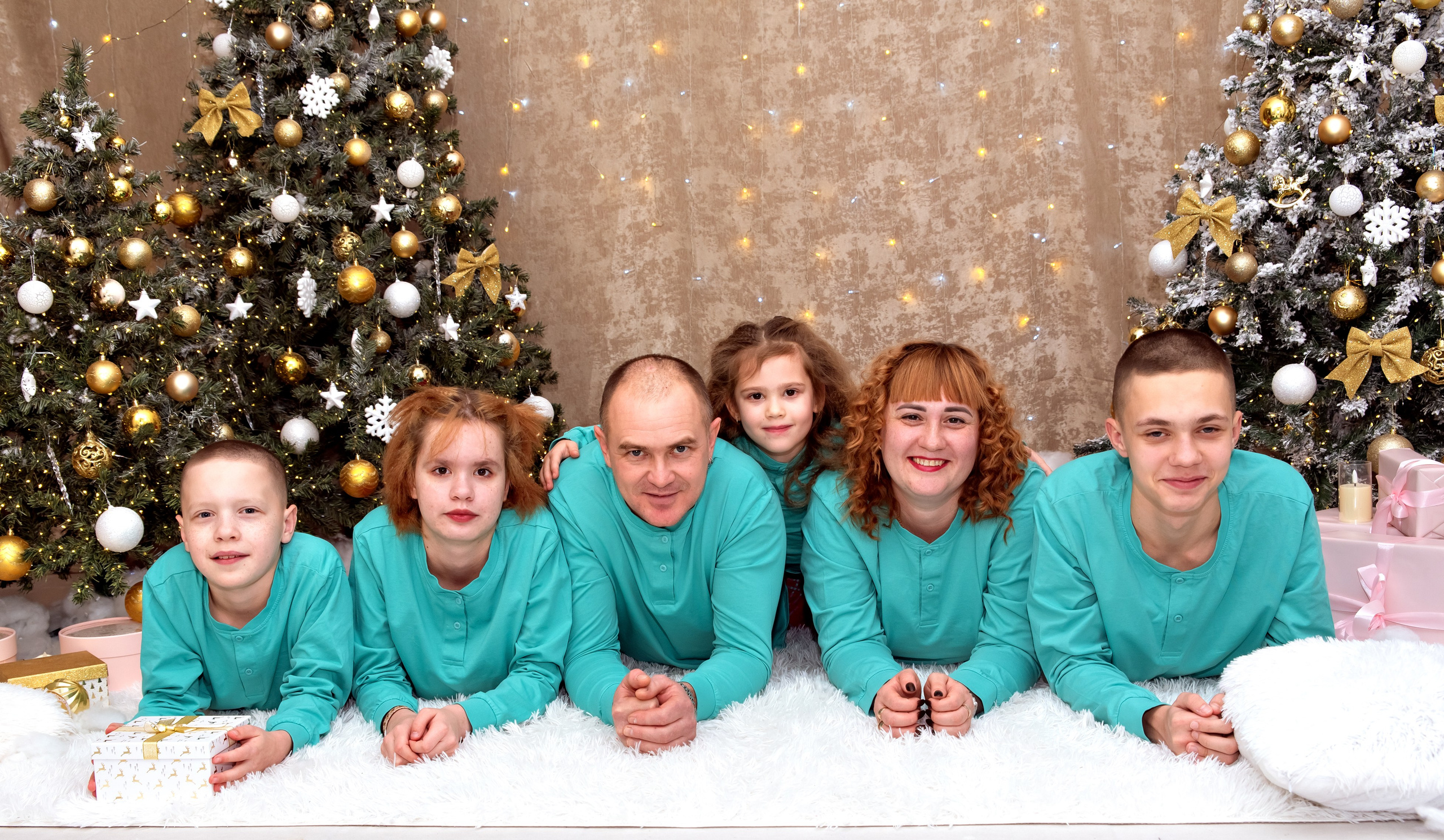 Портретная фотосессия для большой семьи.