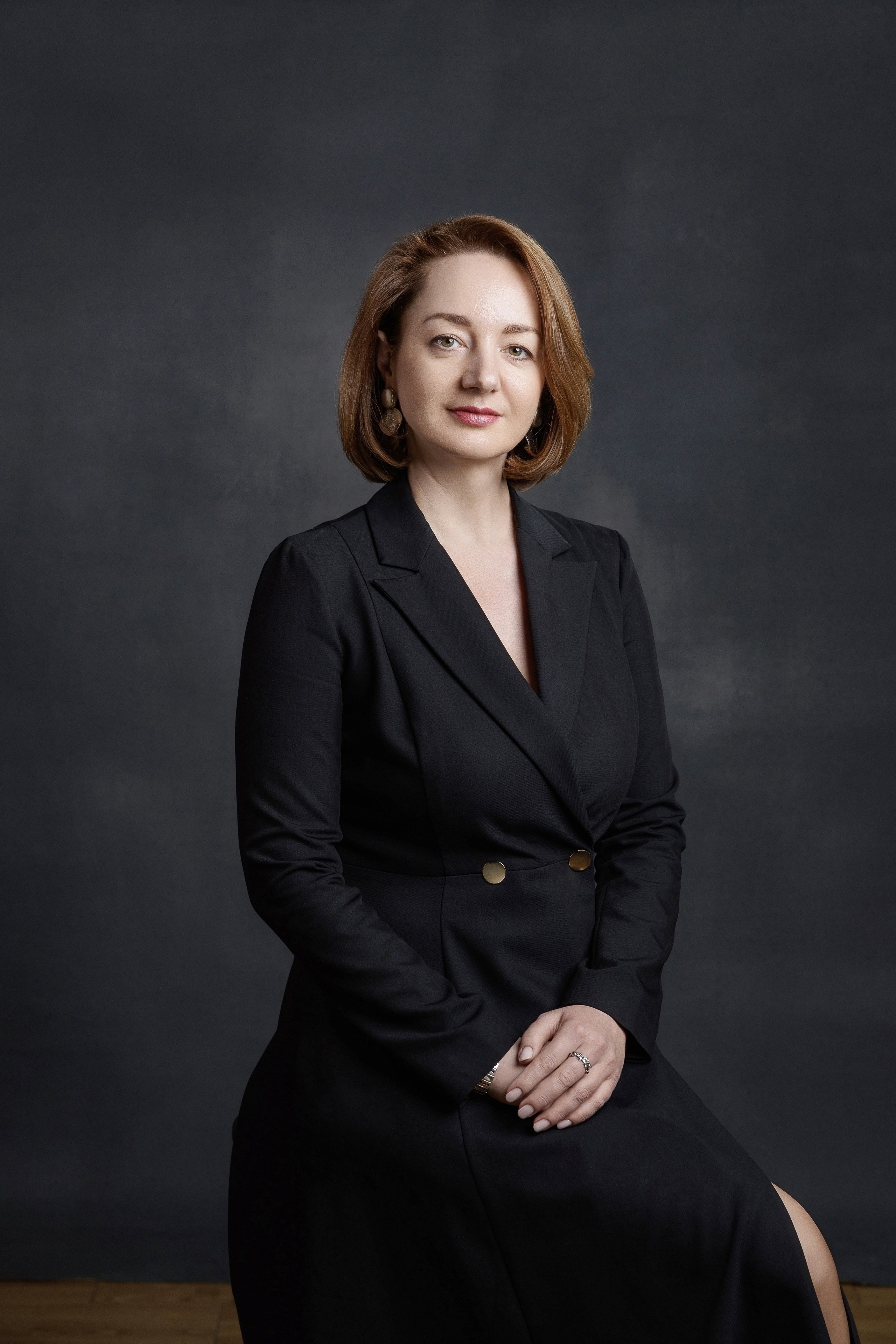 Окта 120 + Стрип (контр голая ад100 со стоек фона, фон -ад100 с снутом). Семейный фотограф Александр Передерий